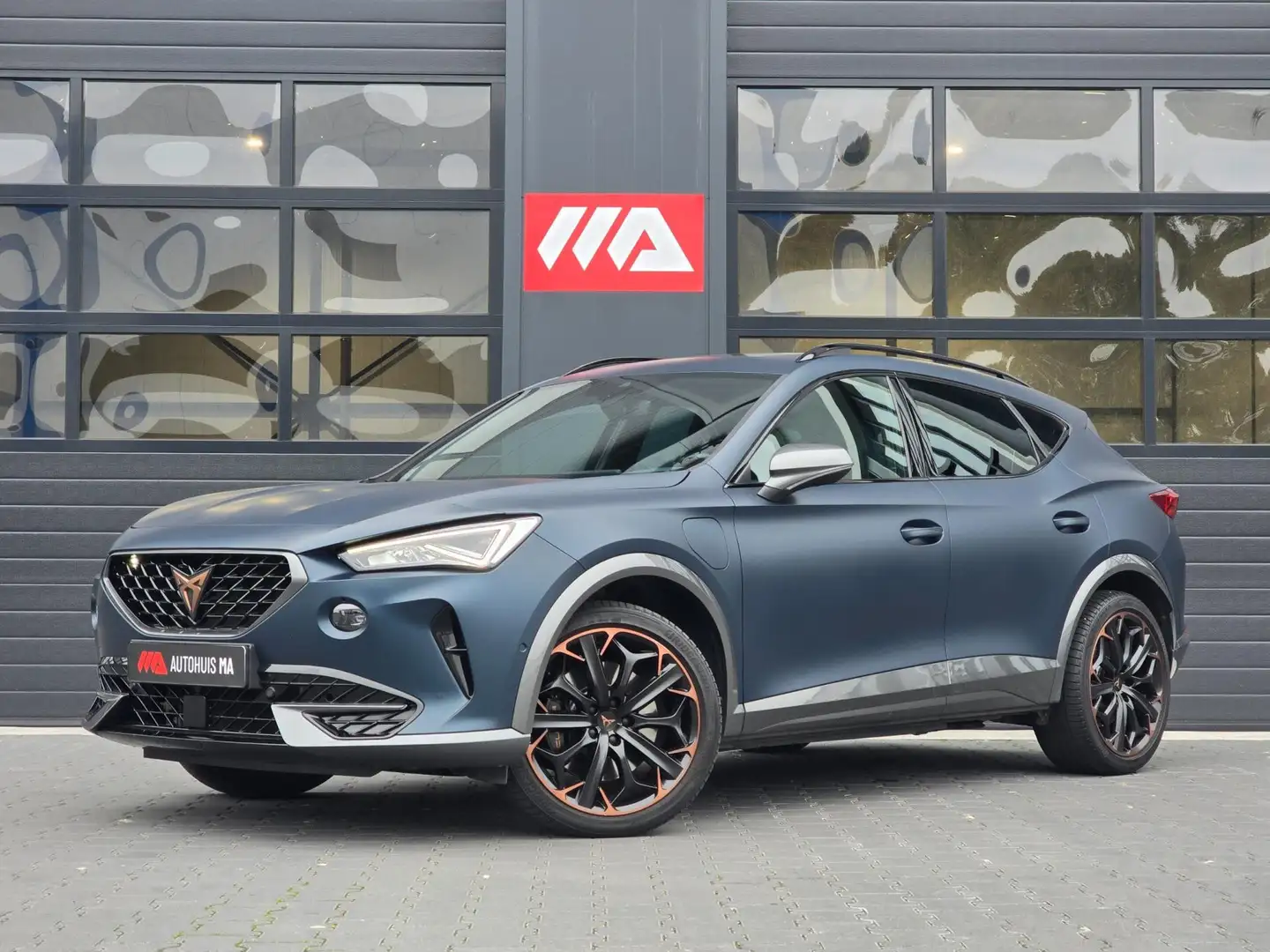 CUPRA Formentor 1.4 e-Hybrid VZ Performance Bleu - 1