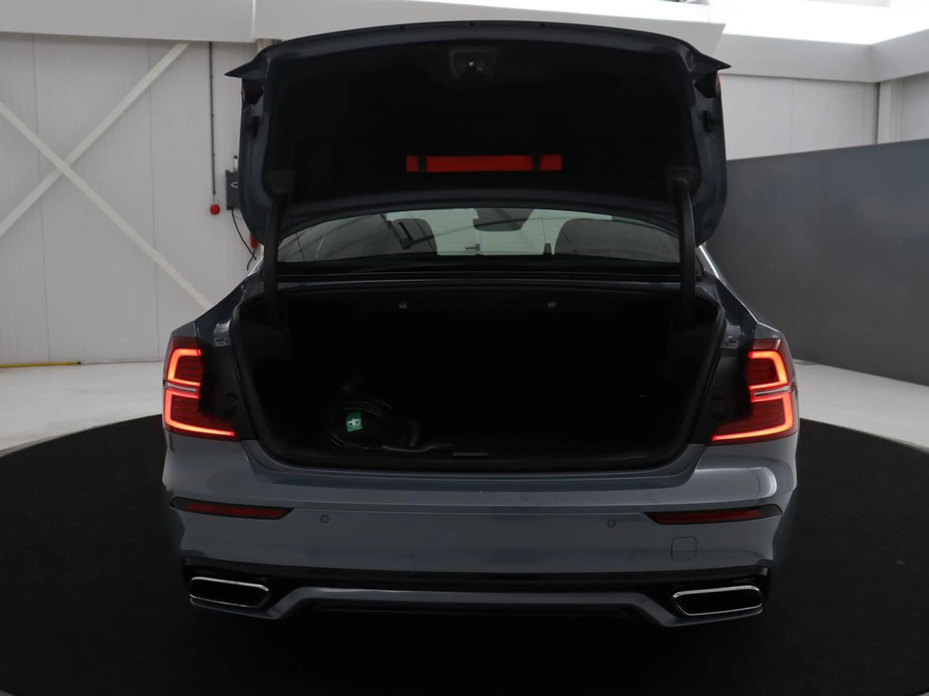 Volvo S60 2.0 Recharge T6 AWD Core | SOH 97,5% | Panoramadak — photo 14