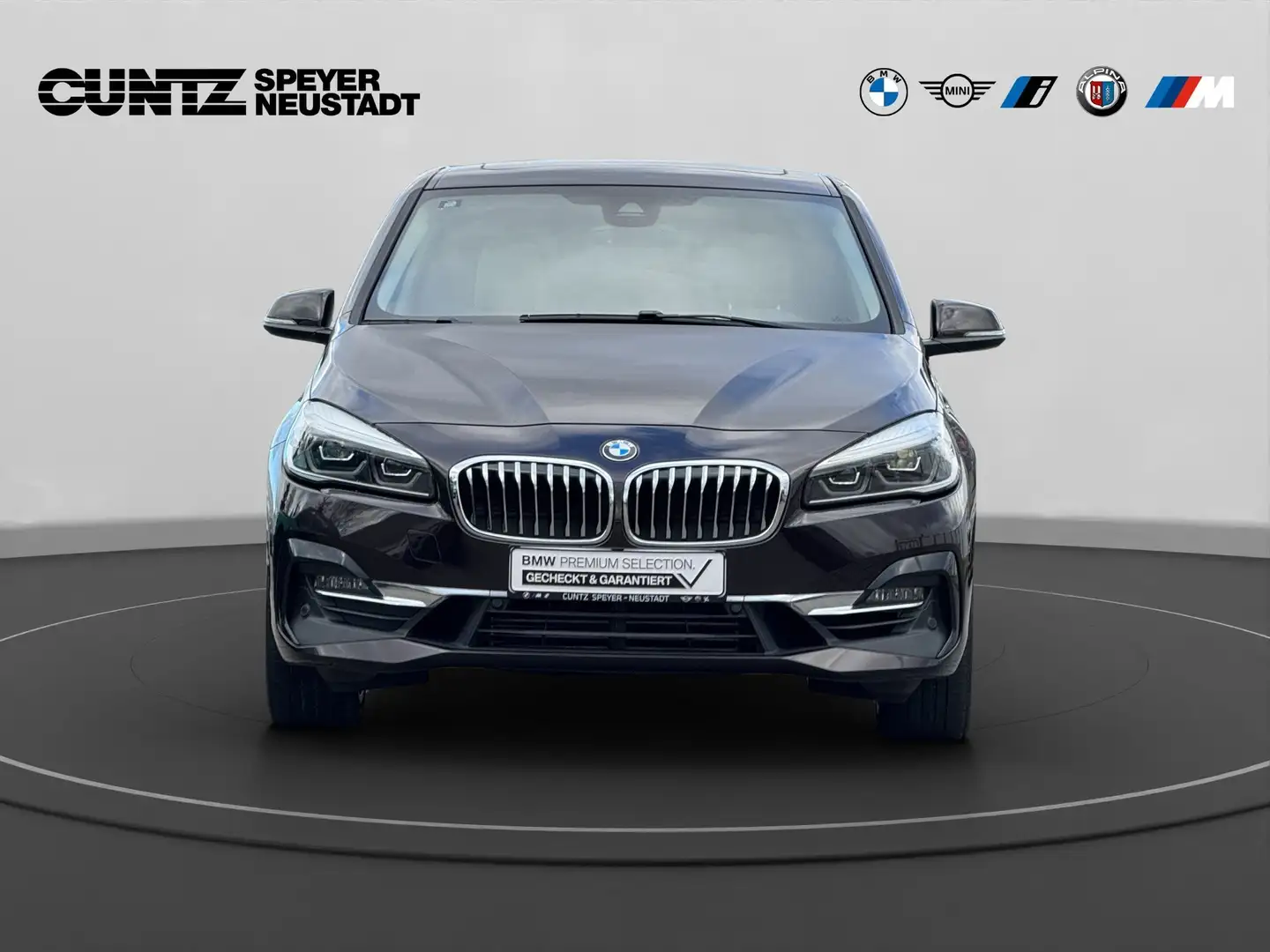 BMW 220 i Active Tourer Panorama Driving+Parkassit Head-Up Braun - 2