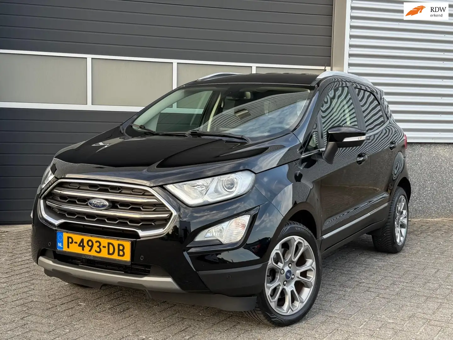 Ford EcoSport 1.0 EcoBoost Titanium Automaat Zwart - 1