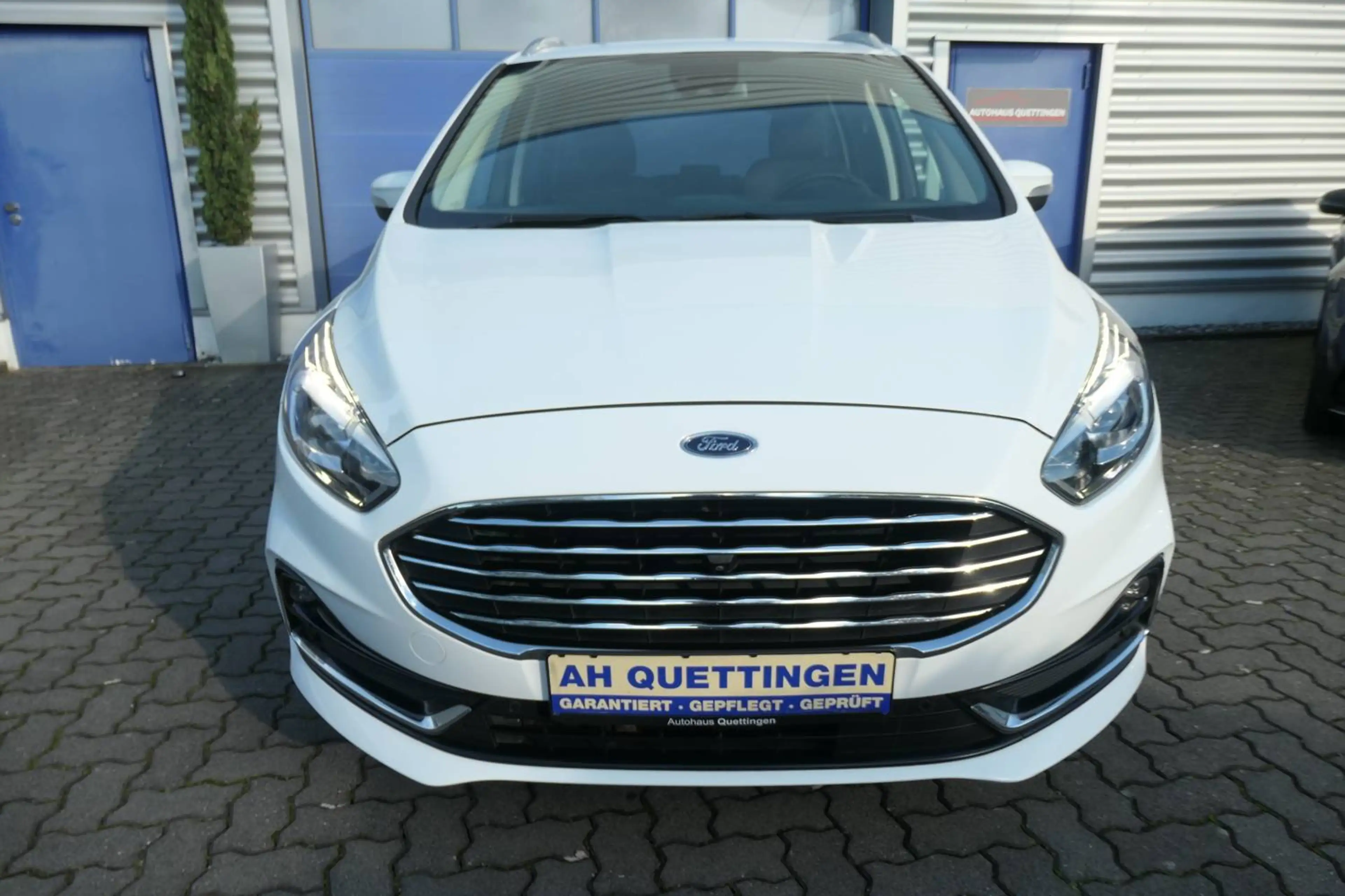 Ford Galaxy Galaxy Diesel 2.0 TDCi Aut. Titanium 7Sitzer LED Kamera AHK Top Zustand! — photo 15