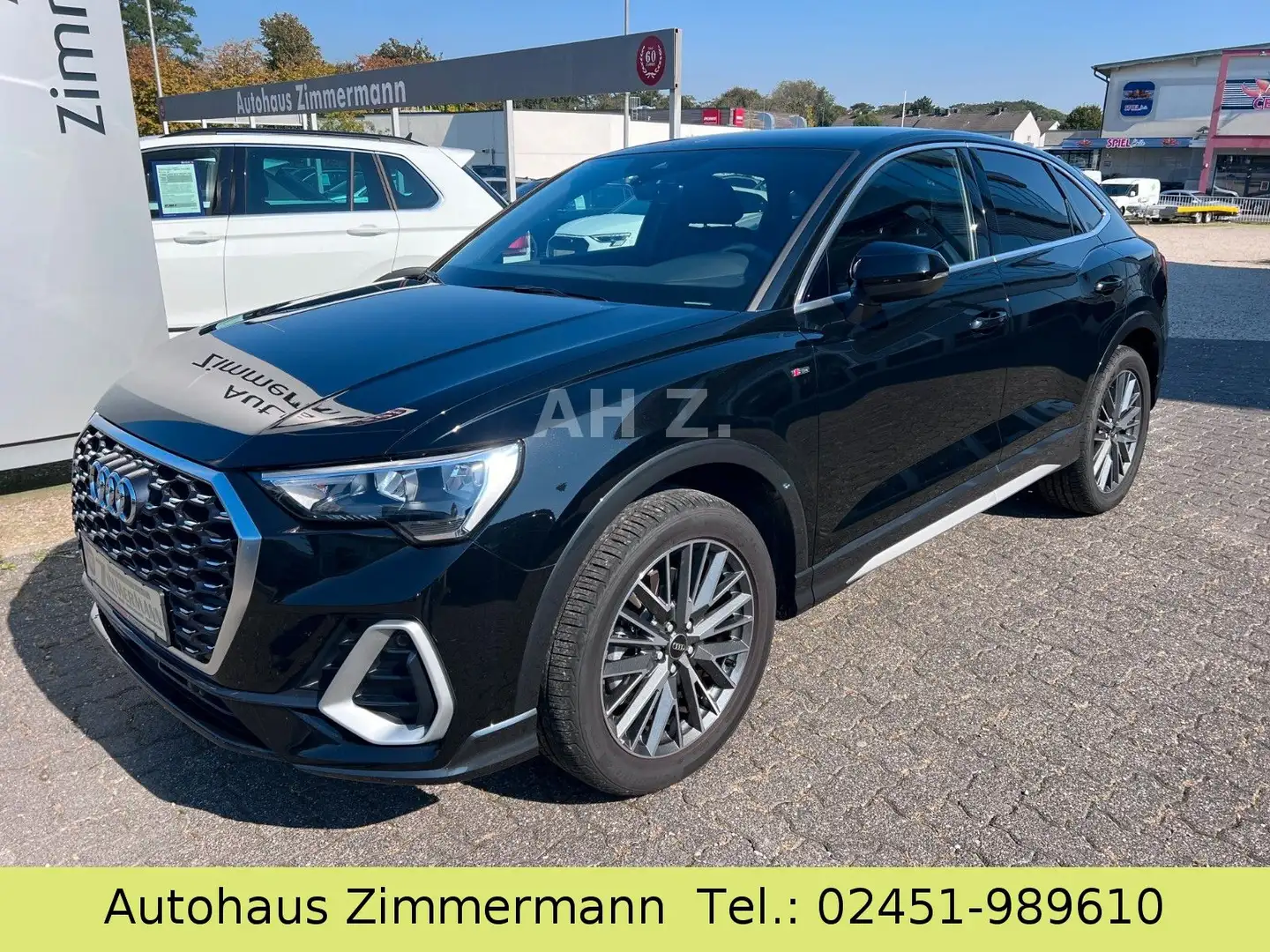 Audi Q3 Sportback 40 quattro S line AHK*MMI*KAM*19" Schwarz - 2
