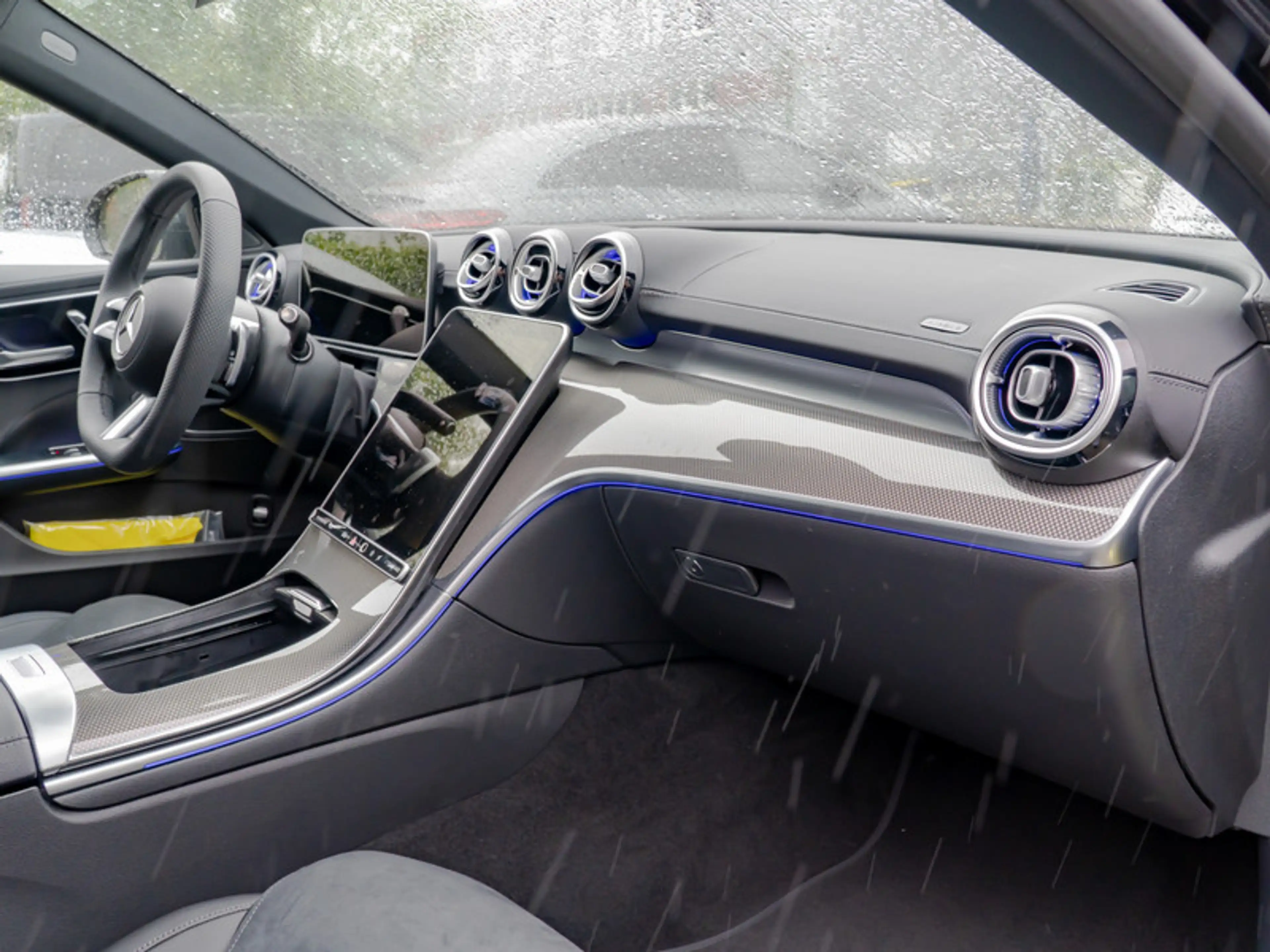 Mercedes-Benz C 200 d T AMG-Sport/LED/360/AHK/Night/Distr/Memo — photo 8