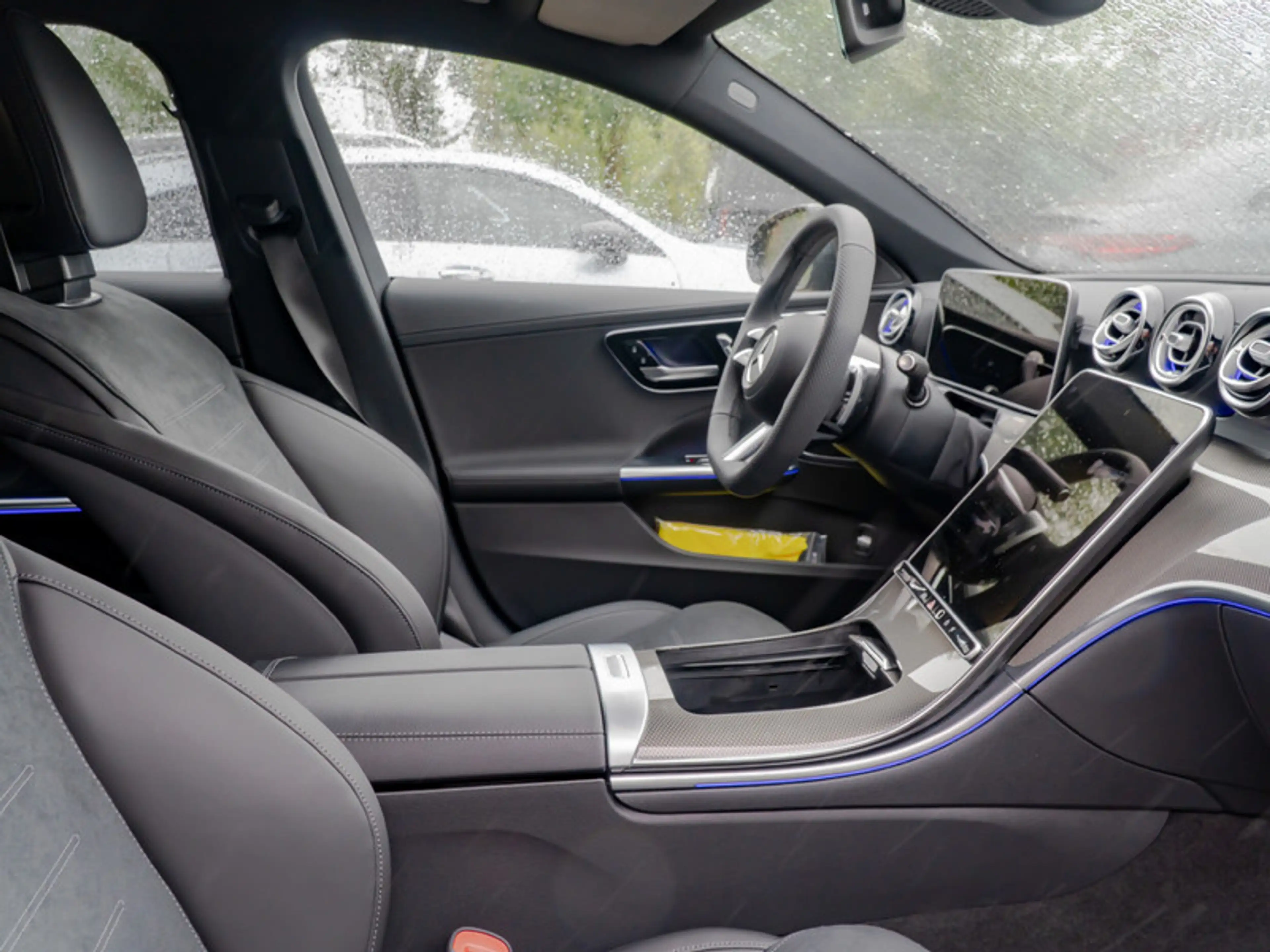 Mercedes-Benz C 200 d T AMG-Sport/LED/360/AHK/Night/Distr/Memo — photo 9