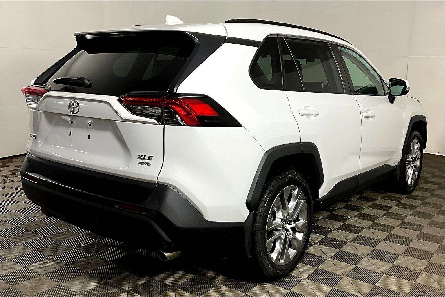 used 2019 Toyota RAV4 car, priced at $27,998