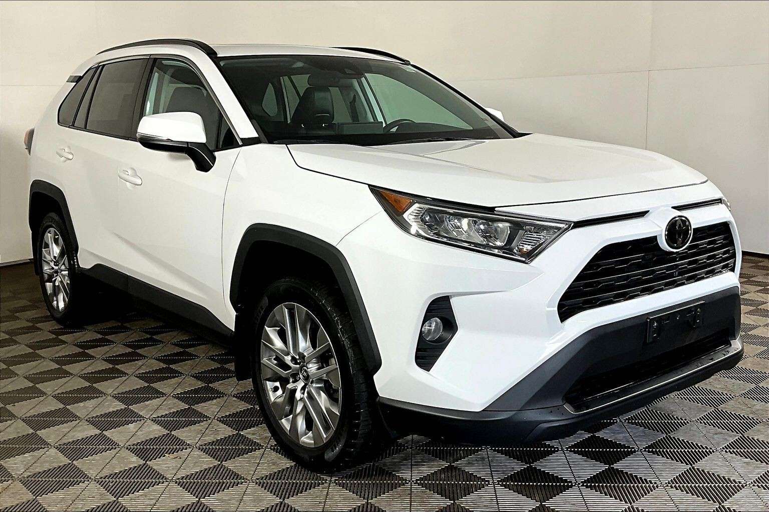 used 2019 Toyota RAV4 car, priced at $27,998