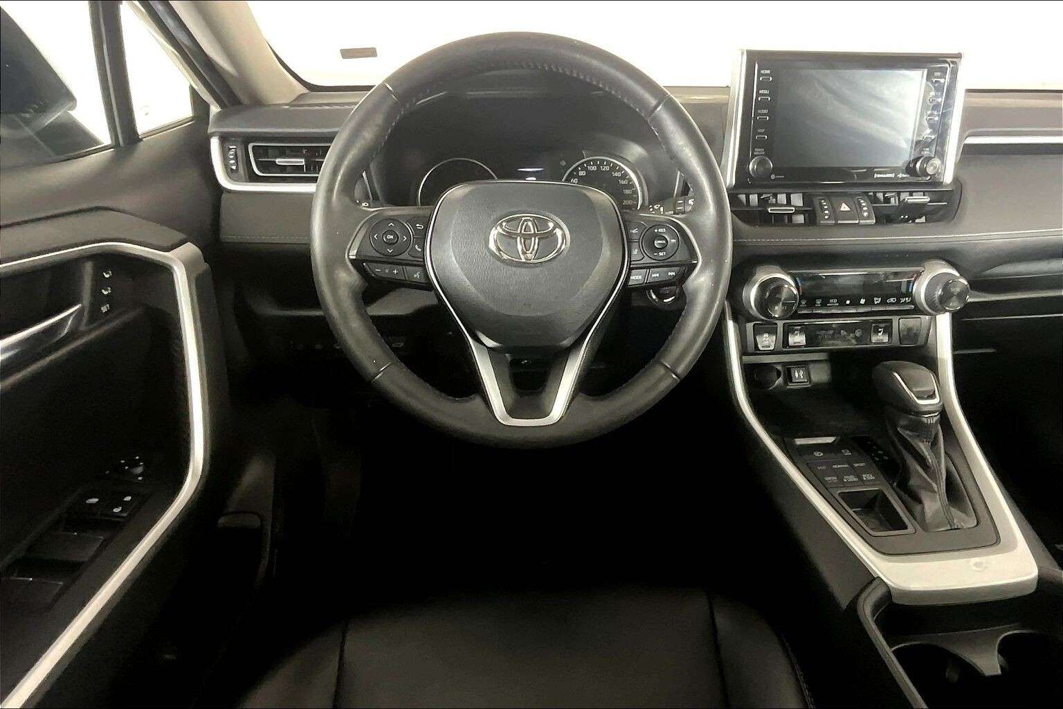 used 2019 Toyota RAV4 car, priced at $27,998