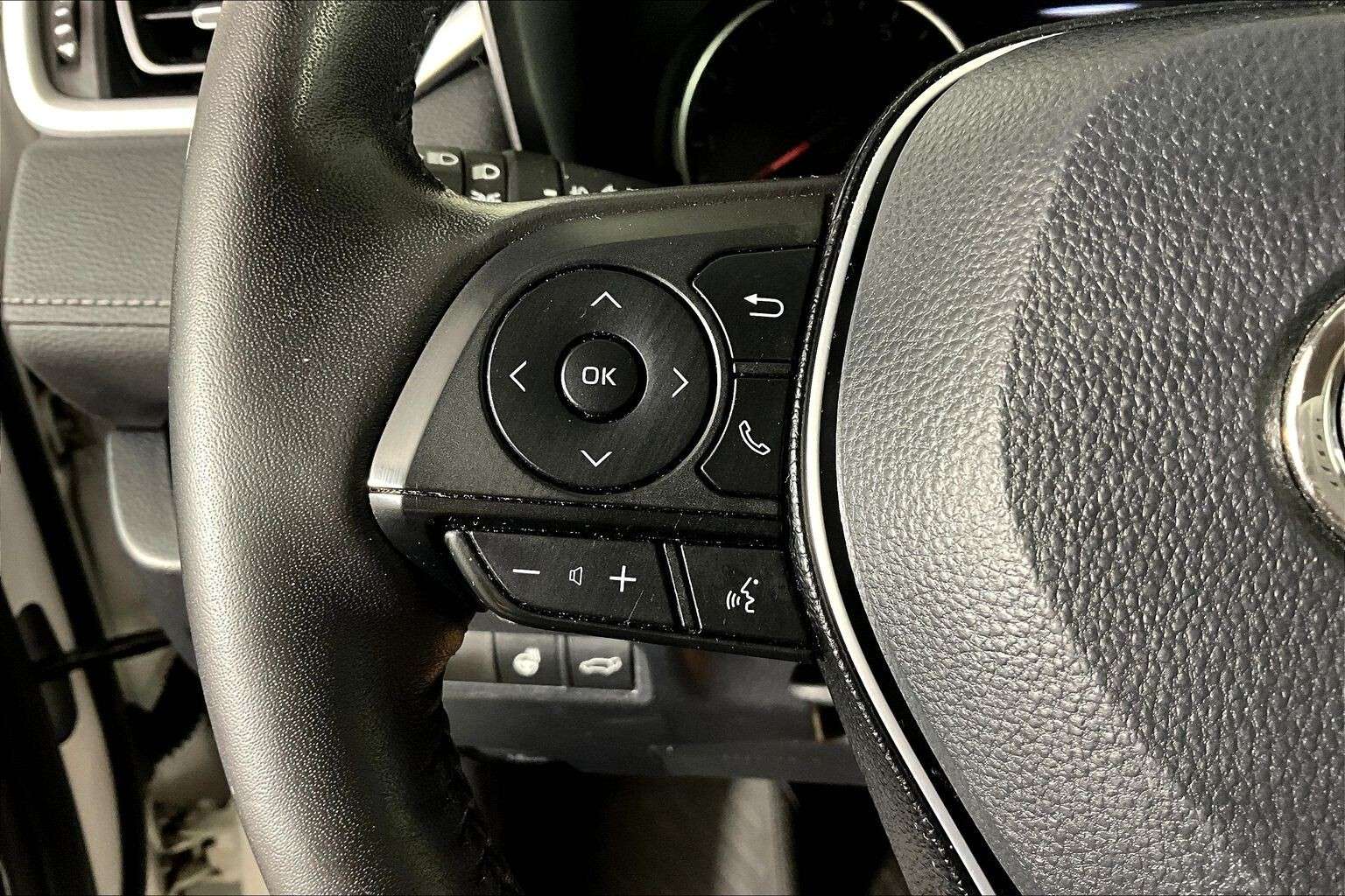 used 2019 Toyota RAV4 car, priced at $27,998