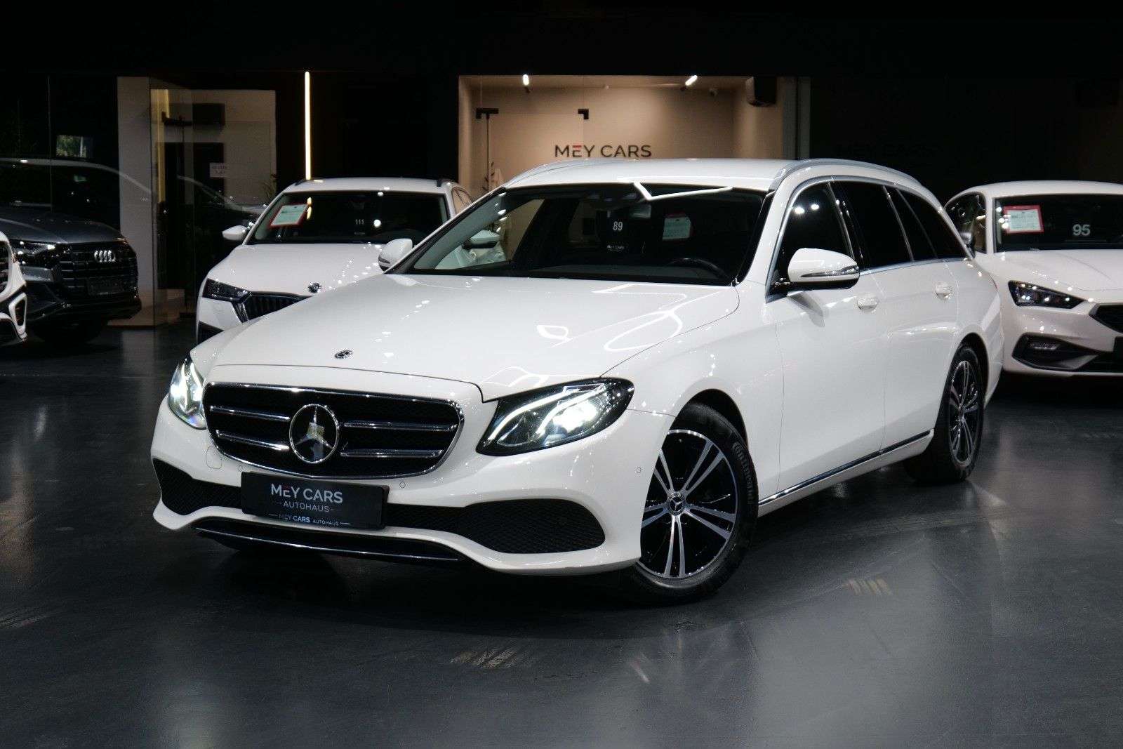 Mercedes-Benz E 300