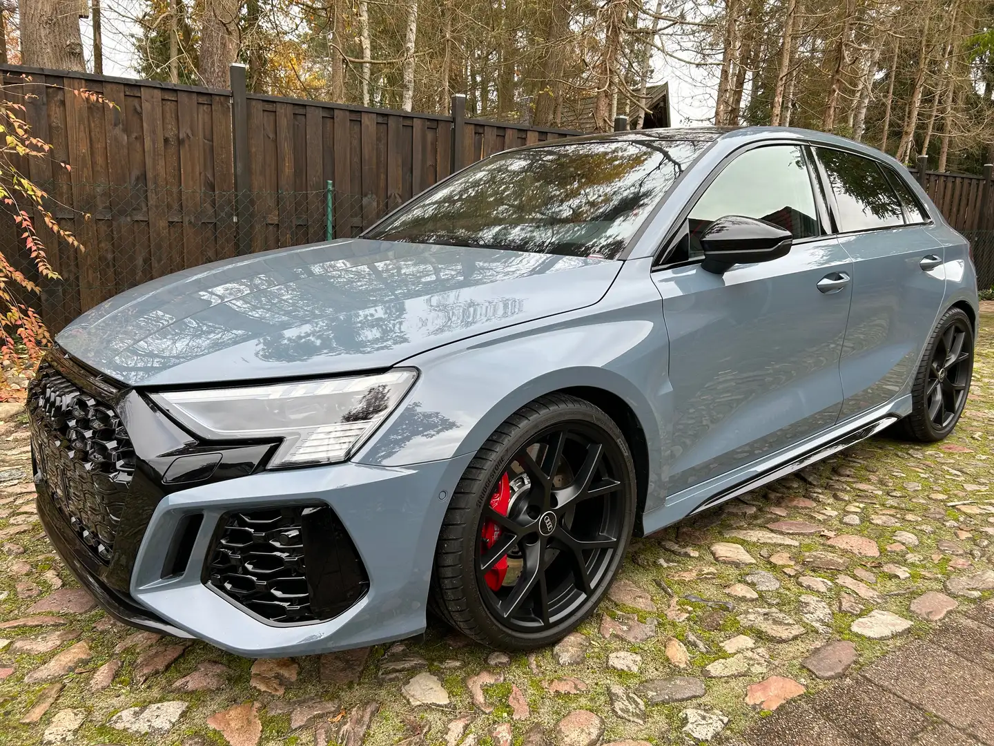 Audi RS3 RS3 TFSI Sportback quattro S tronic Grau - 2