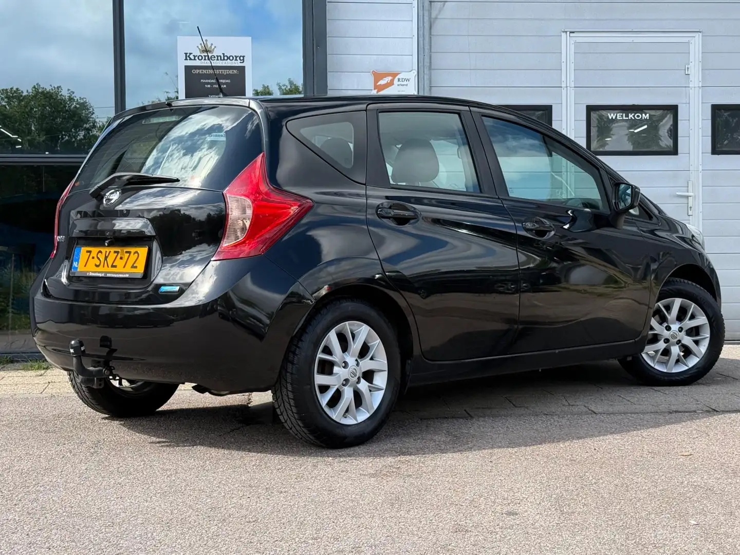 Nissan Note 1.2 Connect Edition, NAVI, CAMERA Fekete - 2