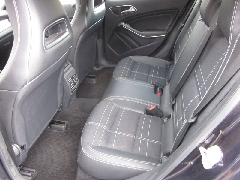 Mercedes-Benz GLA 200 GLA 7G-DCT Edition — photo 8