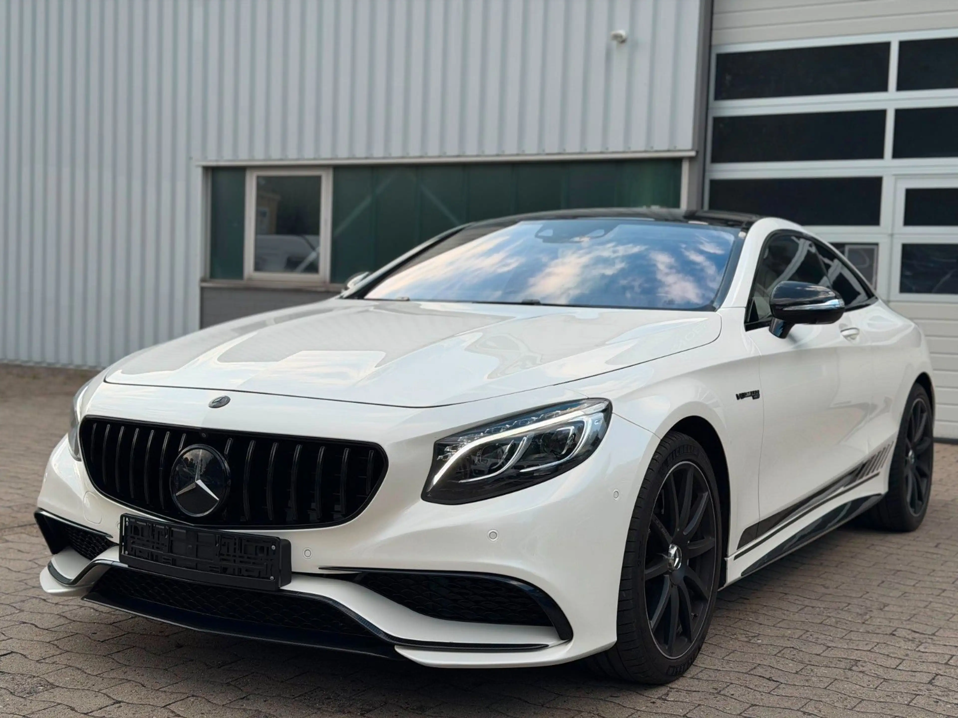 Mercedes-Benz S 63 AMG 4Matic Coupe/Designo/Burmester High-End — photo 3