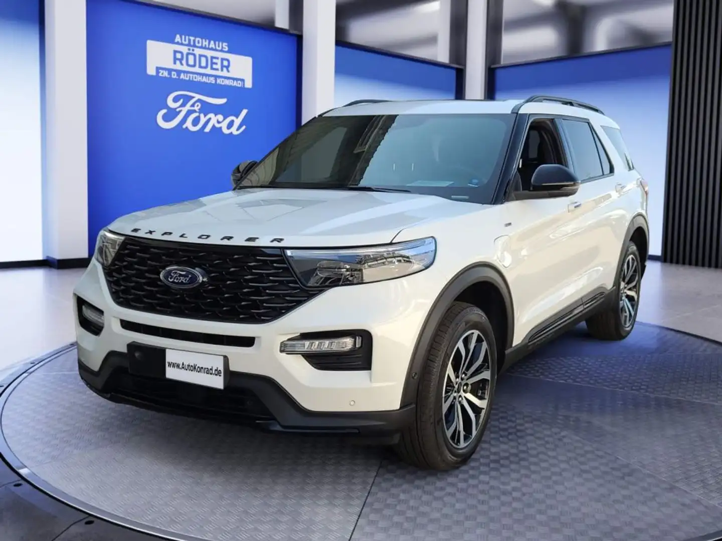 Ford Explorer EcoBoost Plug-in Hybrid ST-LINE Fehér - 1