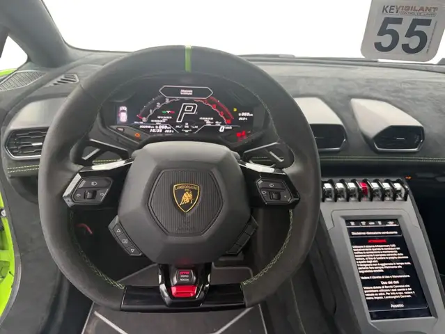 Lamborghini Huracan view 11