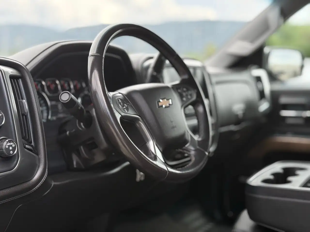 Chevrolet Silverado 1500 снимка Chevrolet Silverado 1500