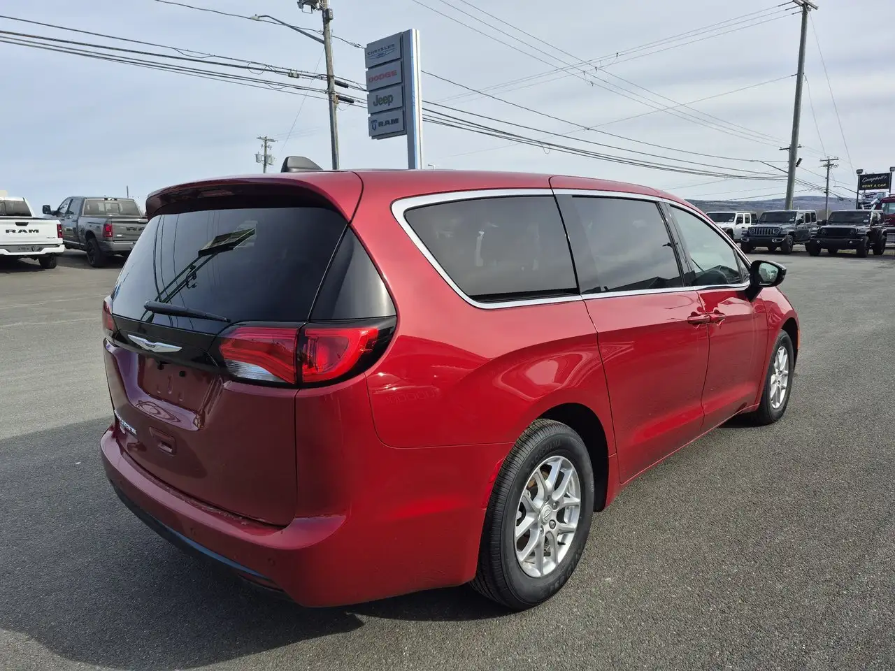 Chrysler Grand Caravan снимка Chrysler Grand Caravan