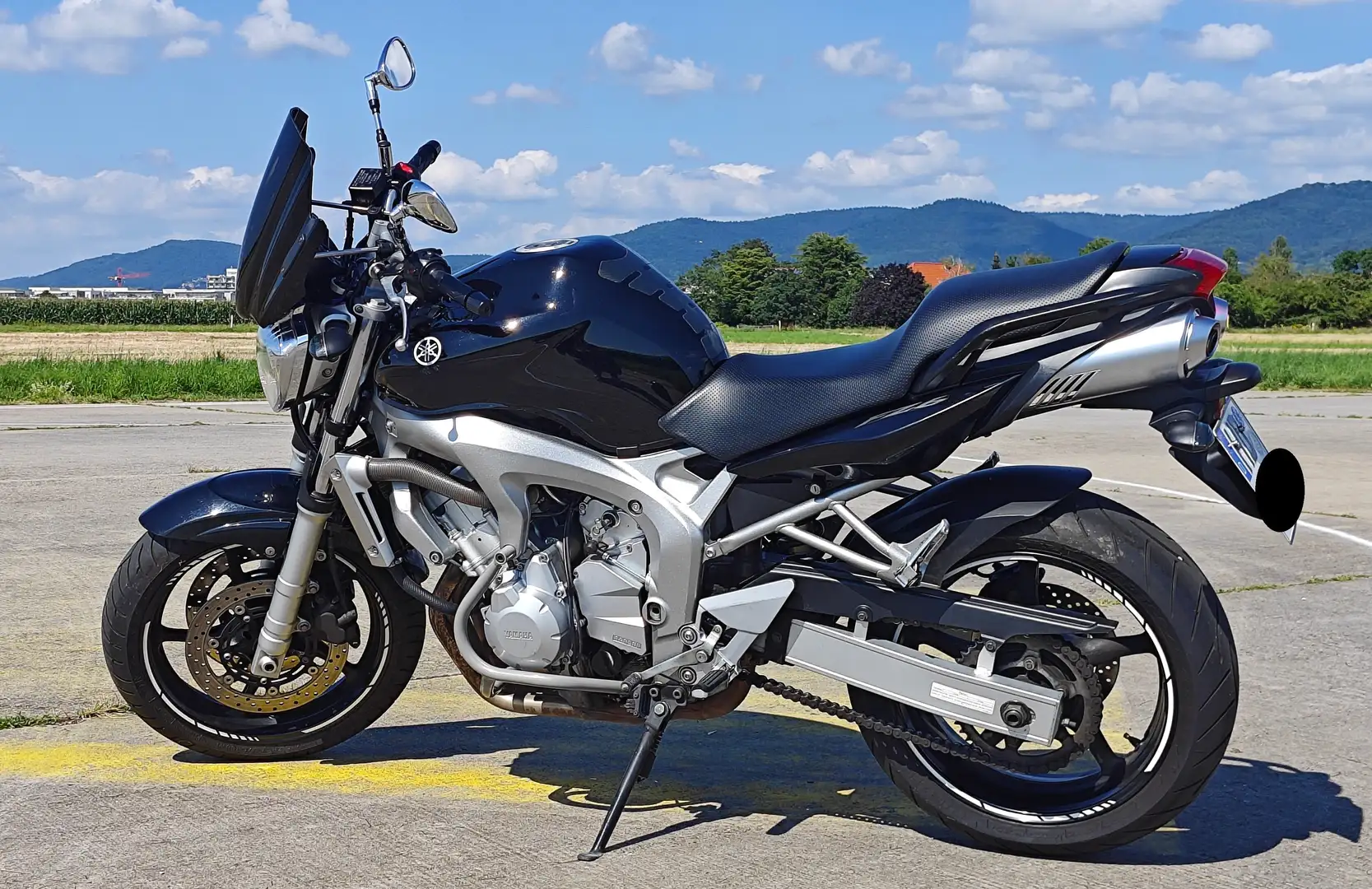Yamaha FZ 6 (Top Zustand) Schwarz - 2