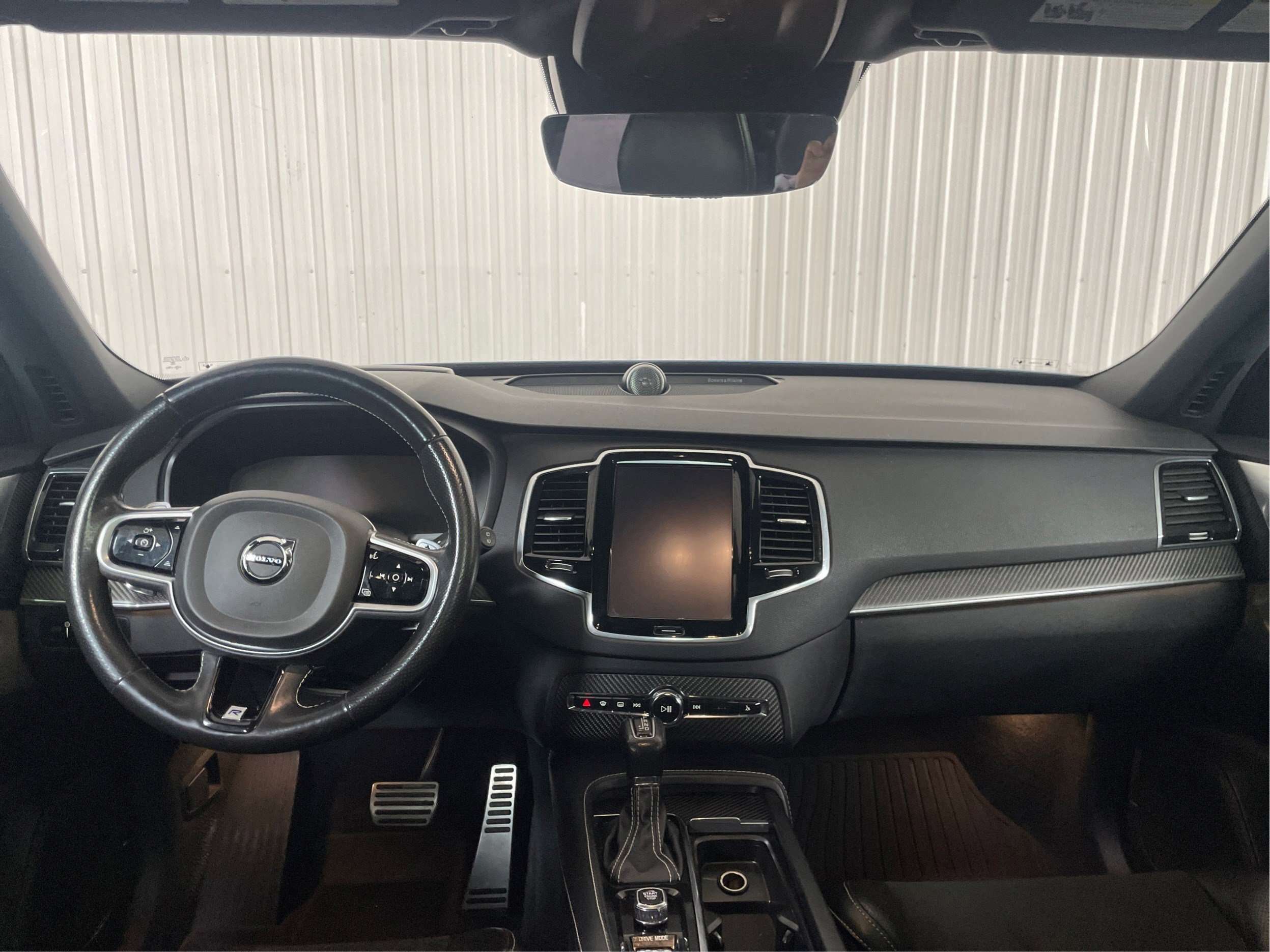 2018 Volvo XC90 T6 R-Design alt 5