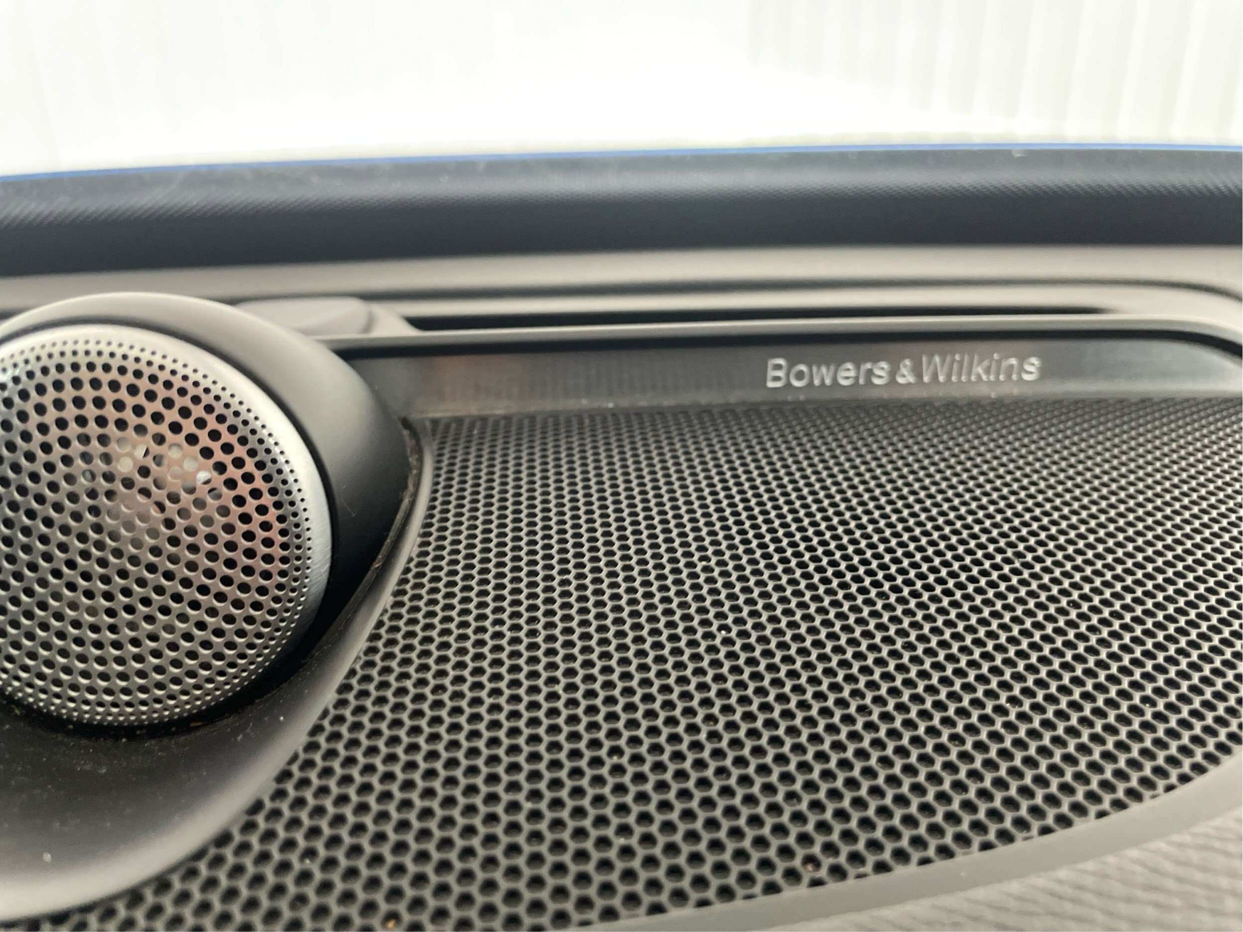 2018 Volvo XC90 T6 R-Design thumb 31