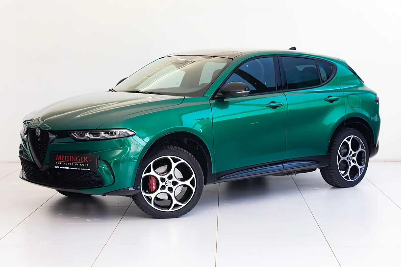 Alfa Romeo Tonale Veloce 1.3 T4 PHEV VGT e-AWD Grün - 1