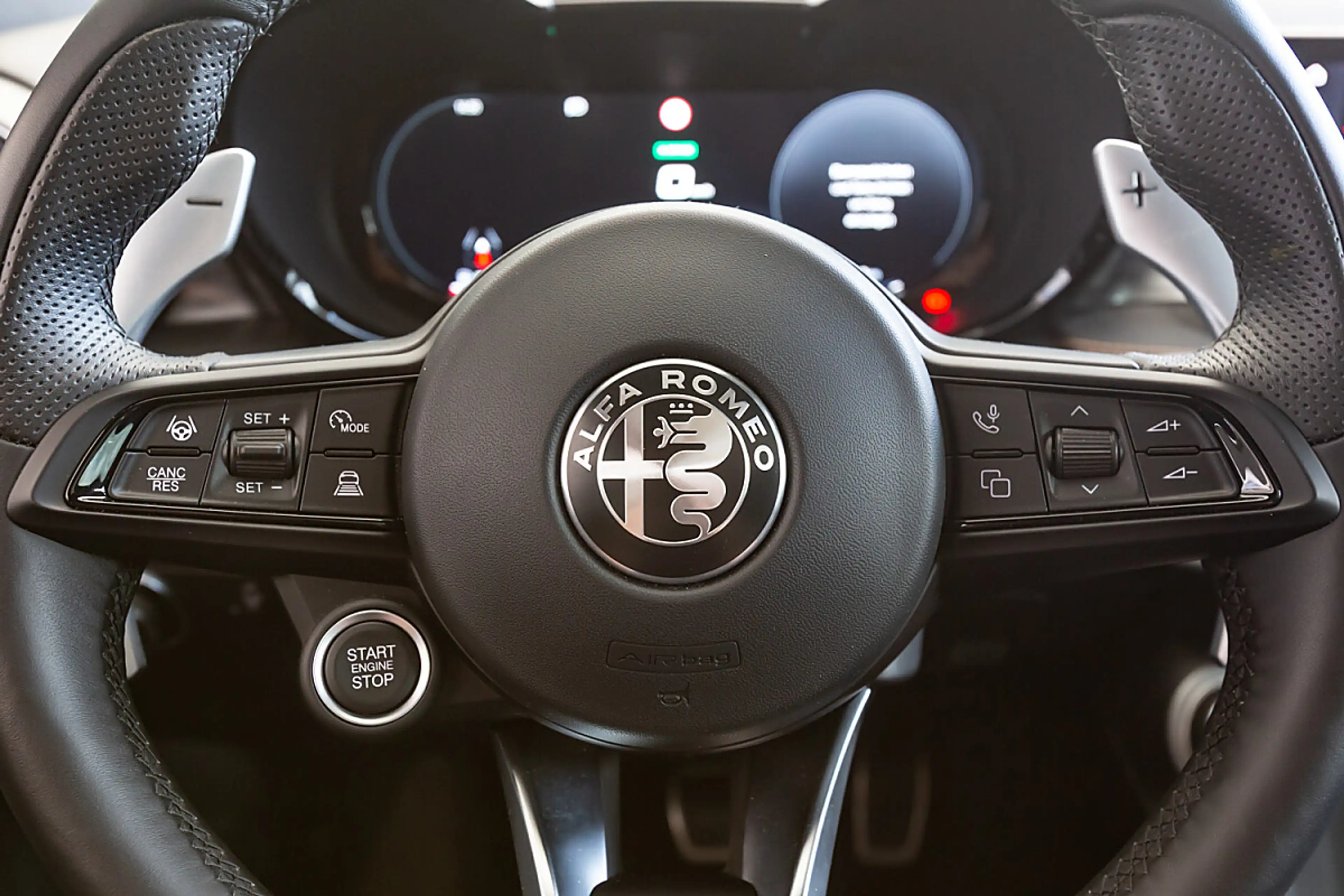 Alfa Romeo Tonale Veloce 1.3 T4 PHEV VGT e-AWD — photo 6
