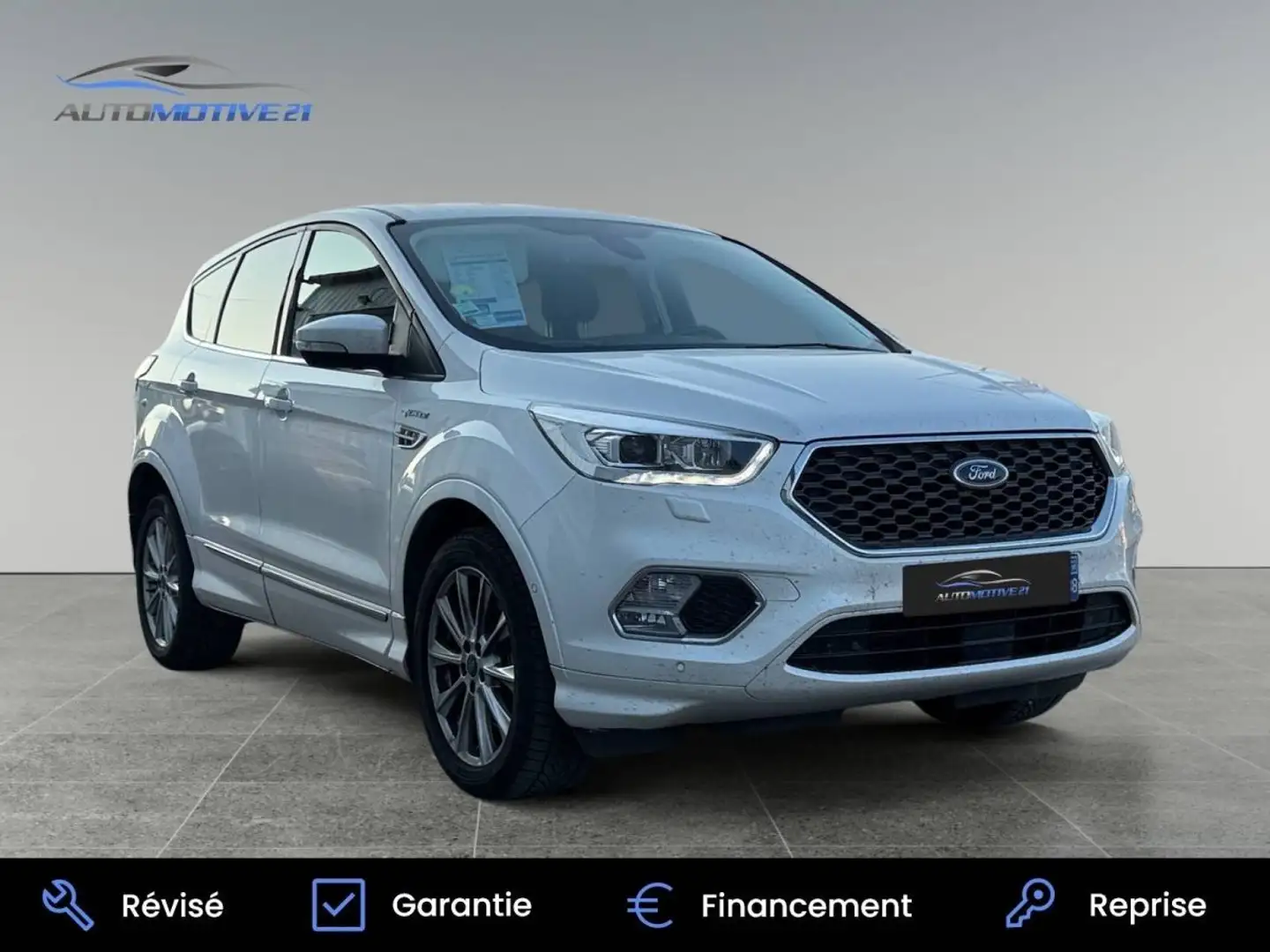 Ford Kuga II 2.0 TDCi 150ch Stop&Start Vignale 4x2 Wit - 2