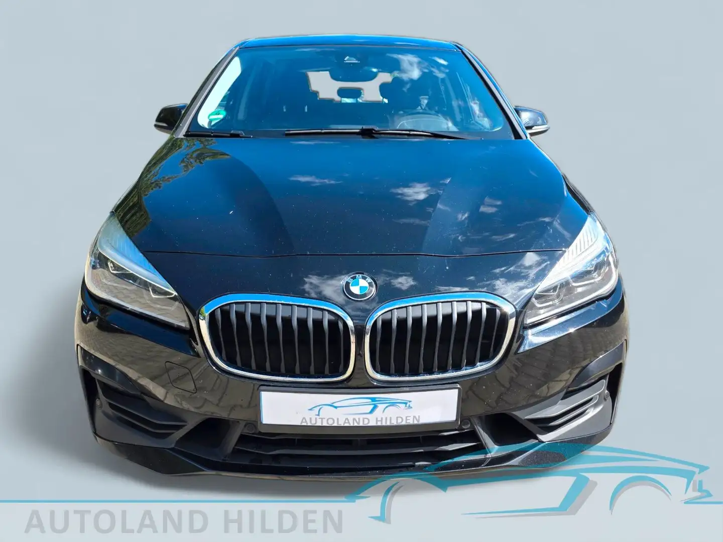 BMW 218 d Automatik/Active Tourer/Advantage/LED/Navi Schwarz - 2