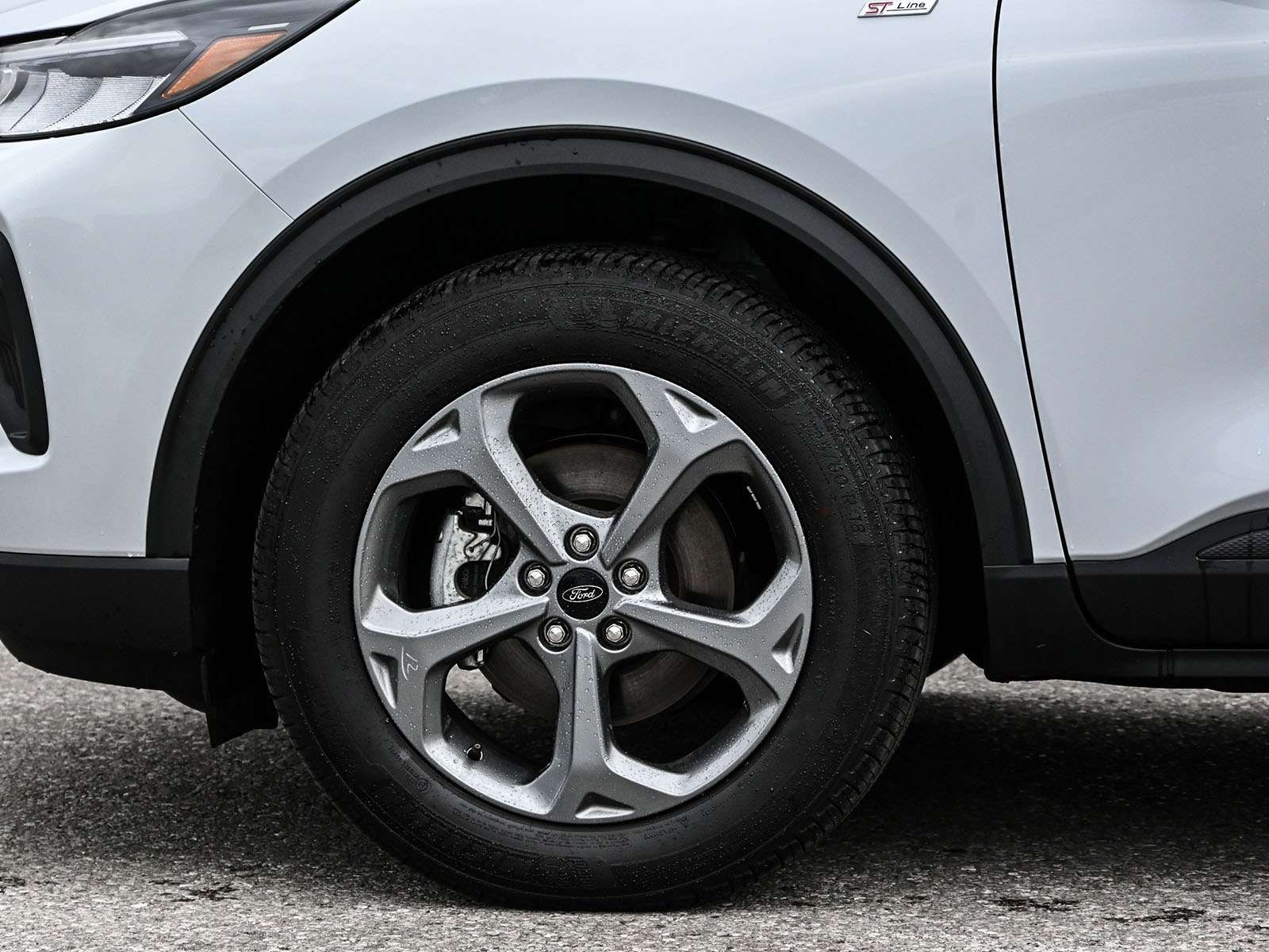 2026 Ford Escape ST-LINE *EXECUTIVE DEMO, PANORAMIC ROOF* — photo 1