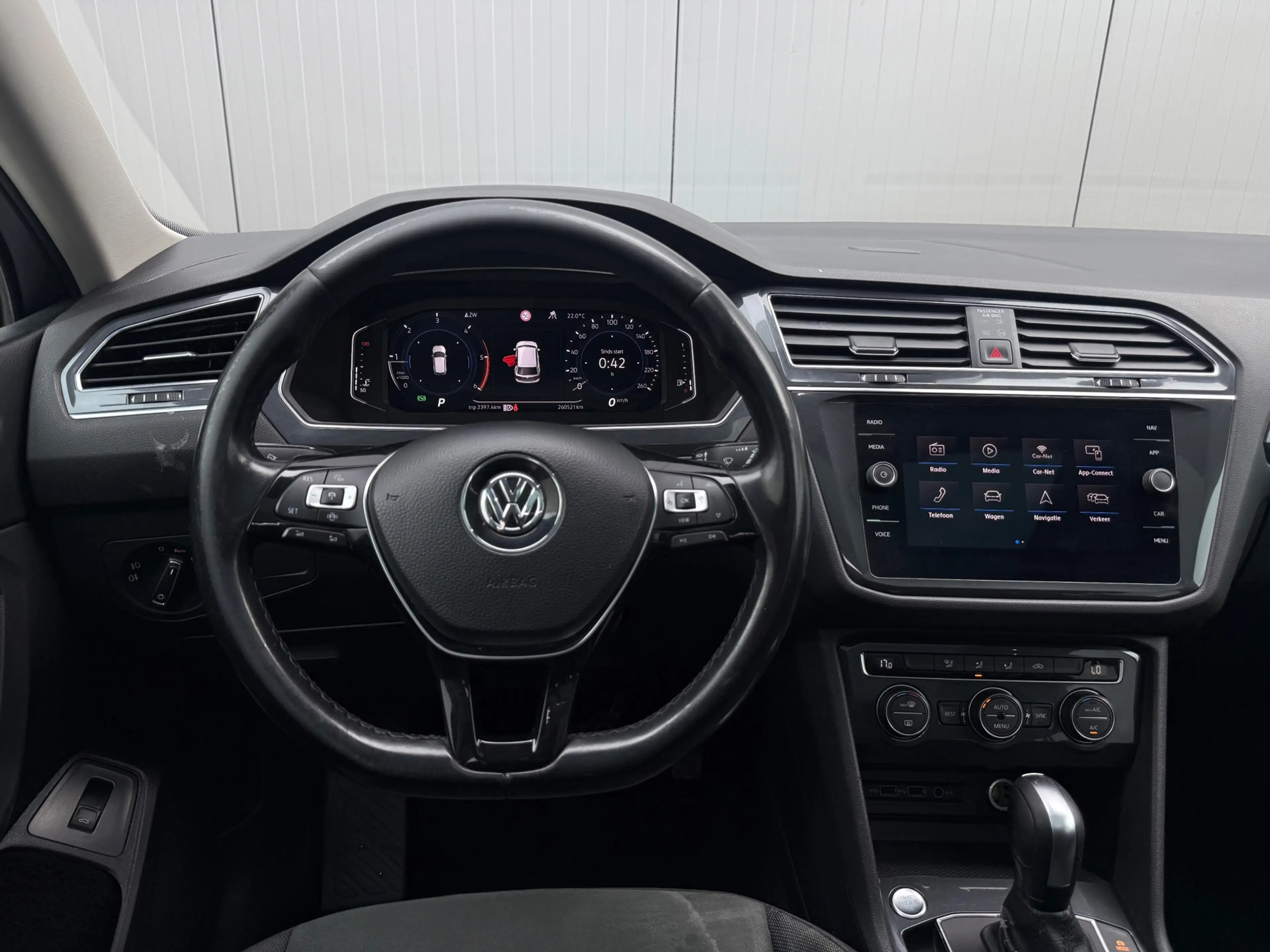 Volkswagen Tiguan Allspace 2.0 TDI R-Line 7p. PANO 360 Xenon — photo 12