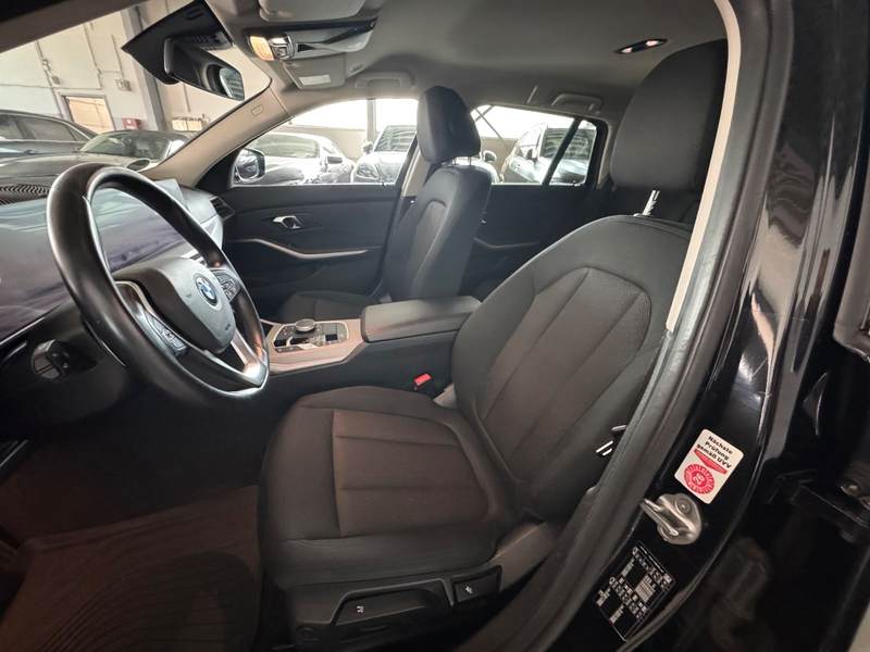 BMW 320 d Touring /Standheizung/LiveCo./Head-Up — photo 8