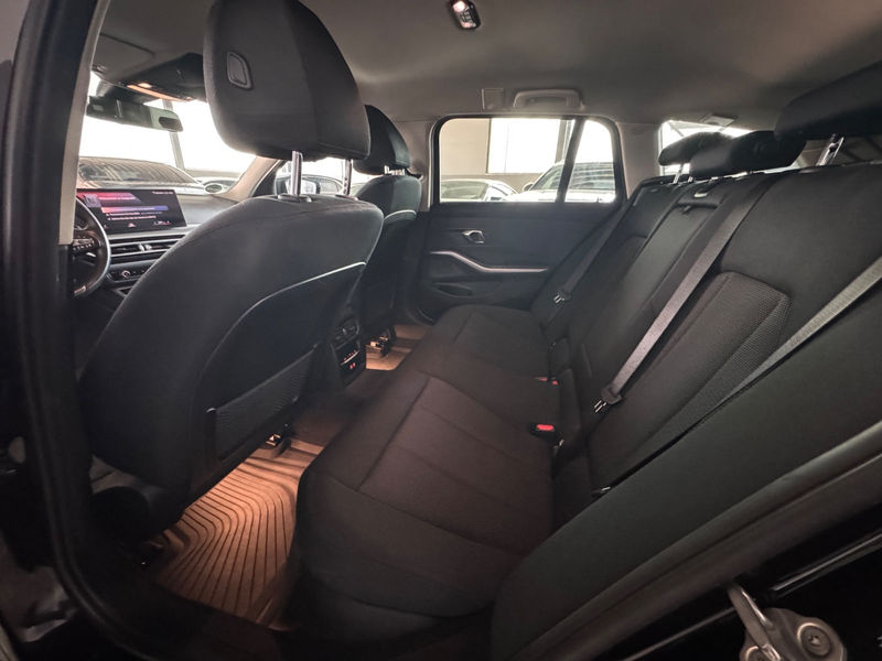 BMW 320 d Touring /Standheizung/LiveCo./Head-Up — photo 9