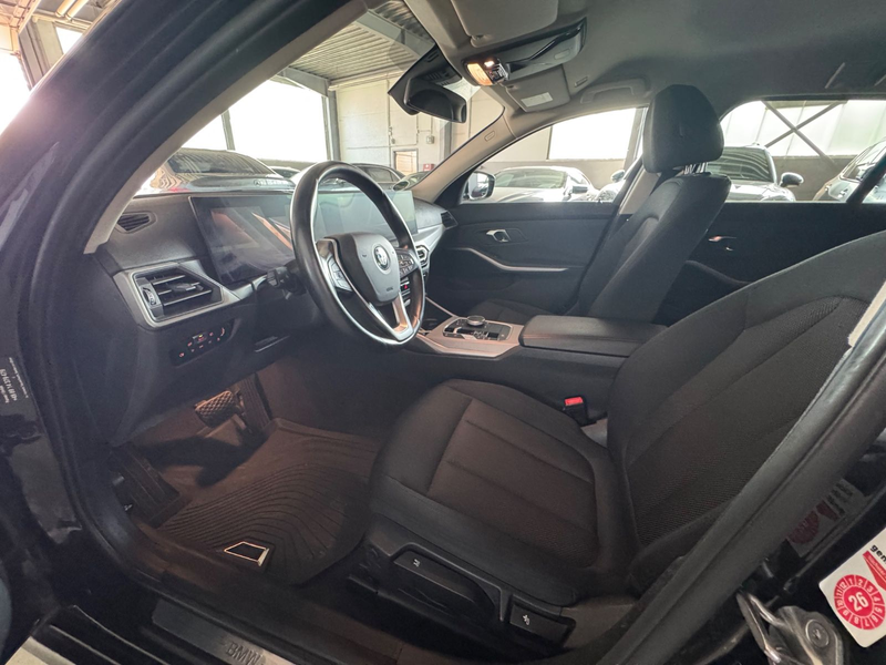 BMW 320 d Touring /Standheizung/LiveCo./Head-Up — photo 7