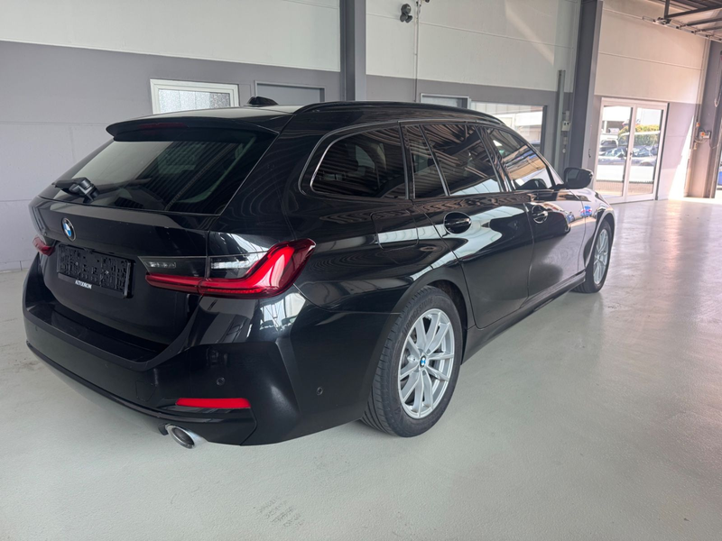 BMW 320 d Touring /Standheizung/LiveCo./Head-Up — photo 6