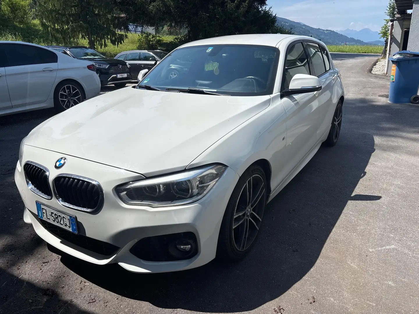 BMW 116 116d M Sport Aut. M Sport Weiß - 1