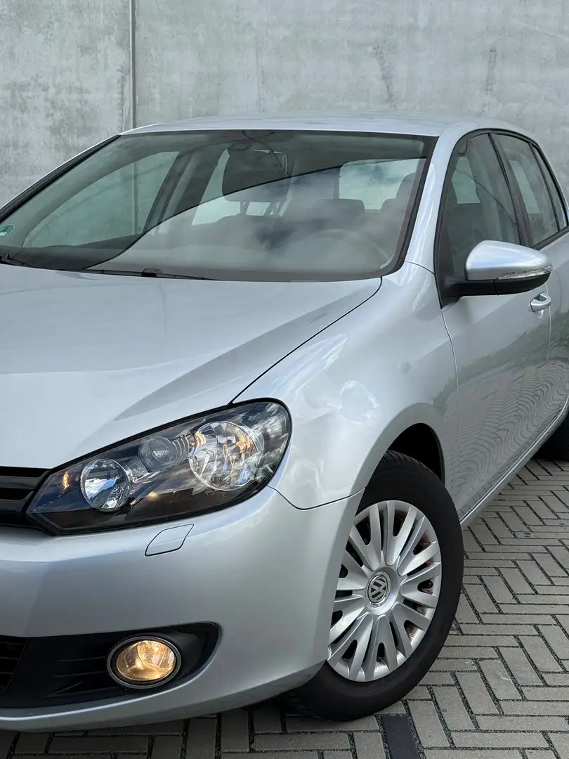 Volkswagen Golf 1.4i Trendline Argent - 2