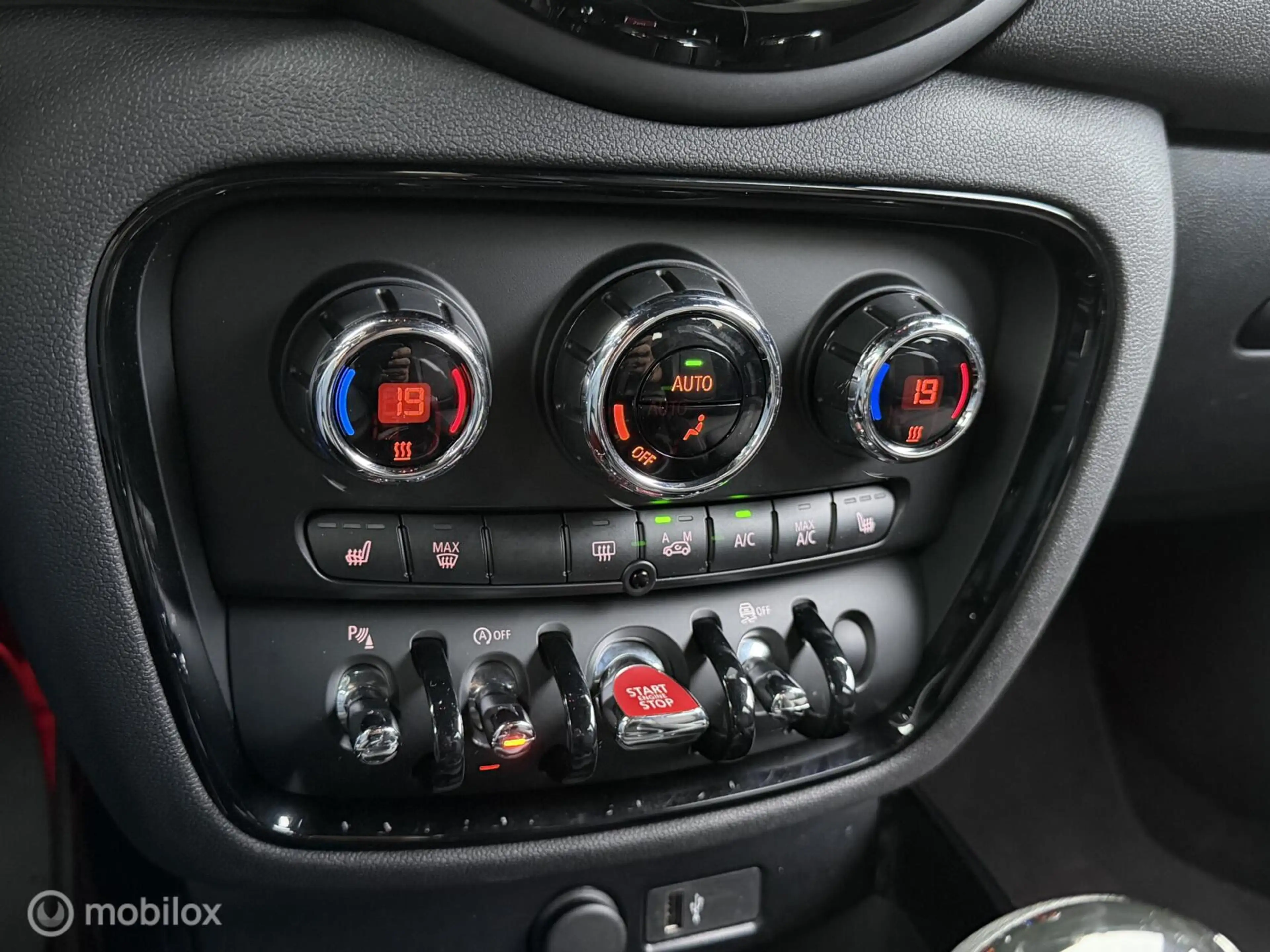 MINI One Clubman 1.5 Chili / Automaat / LED / Navi — photo 13