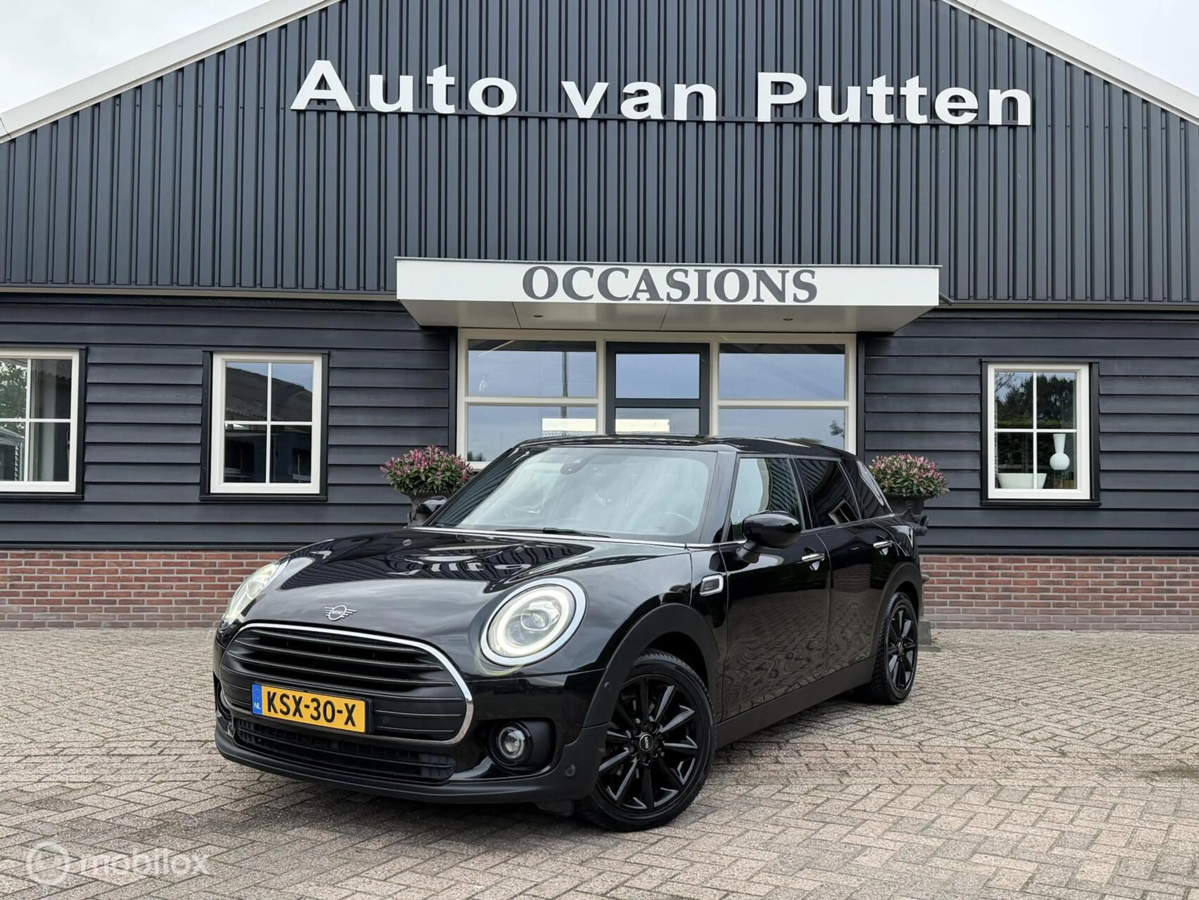 MINI One Clubman 1.5 Chili / Automaat / LED / Navi
