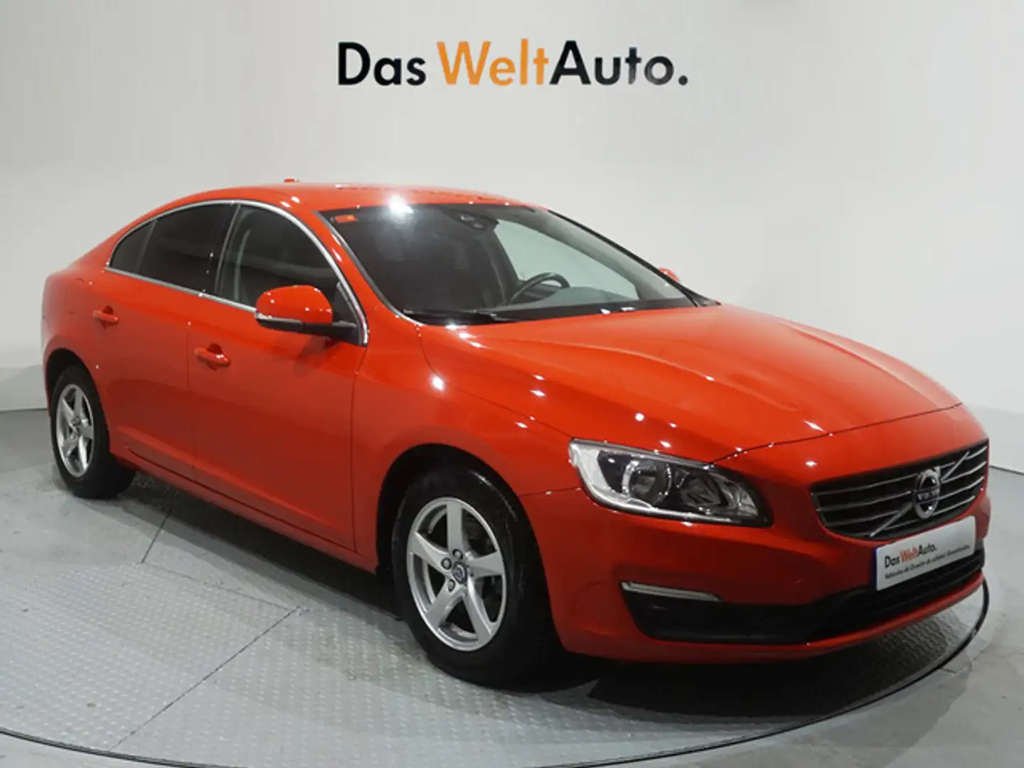 Volvo S60 D2 Kinetic 120 Red - 1
