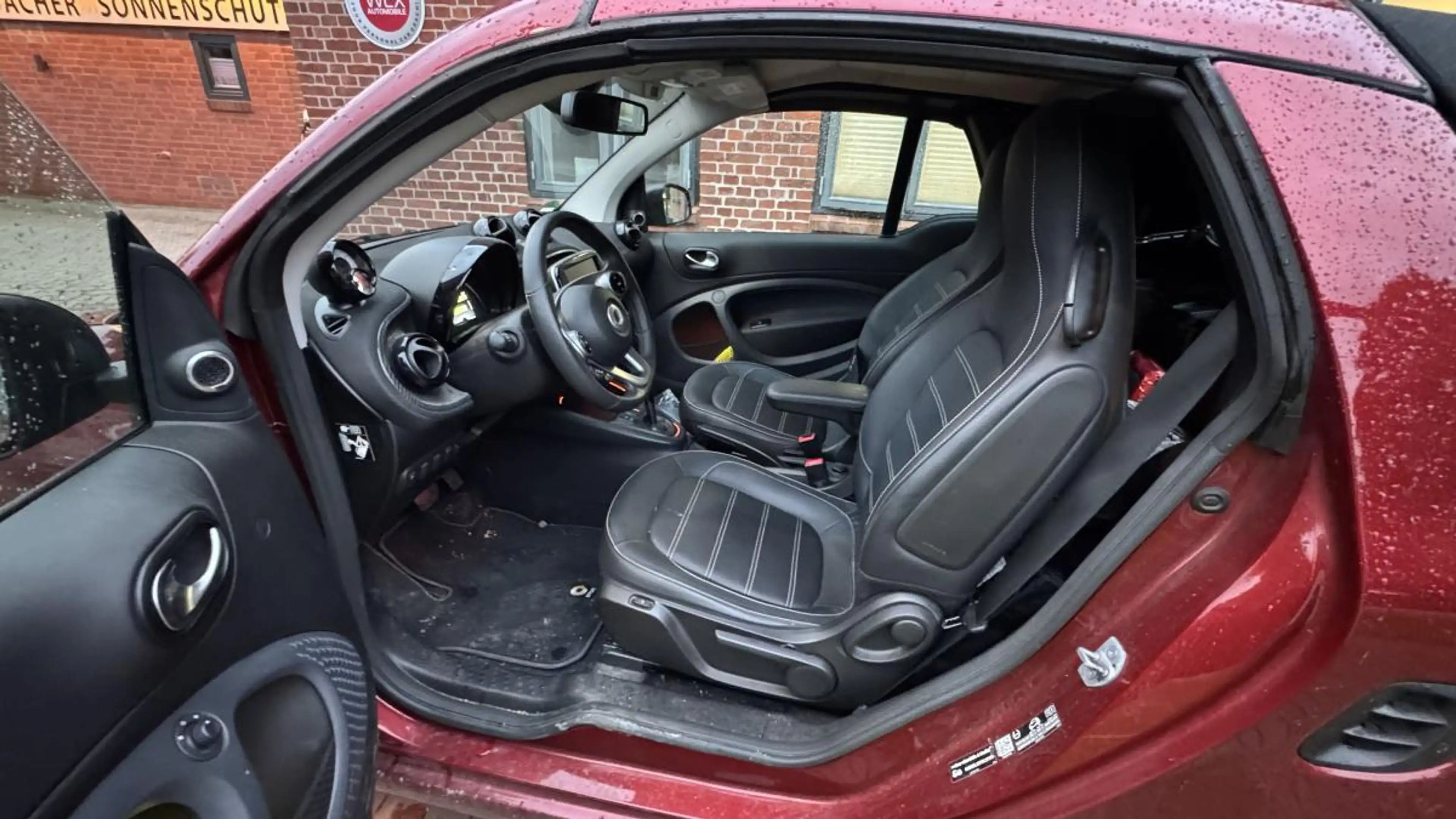 smart forTwo electric drive / EQ — photo 11