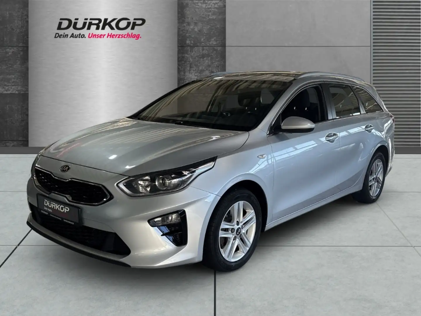 Kia Ceed SW / cee'd SW Vision 1.6D DAB/Navi/Klimaautomatik Navi Digitales Plateado - 1