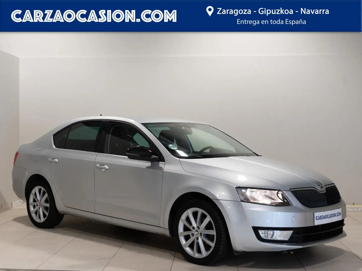 Skoda Octavia 1.6TDI CR Ambition DSG Zilver - 1