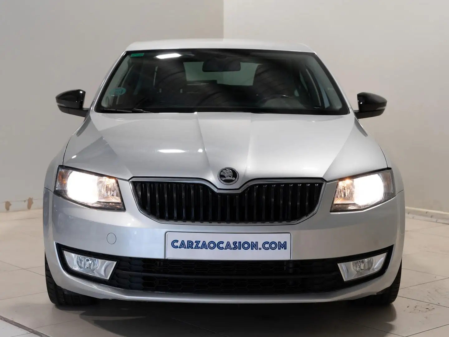 Skoda Octavia 1.6TDI CR Ambition DSG Zilver - 2