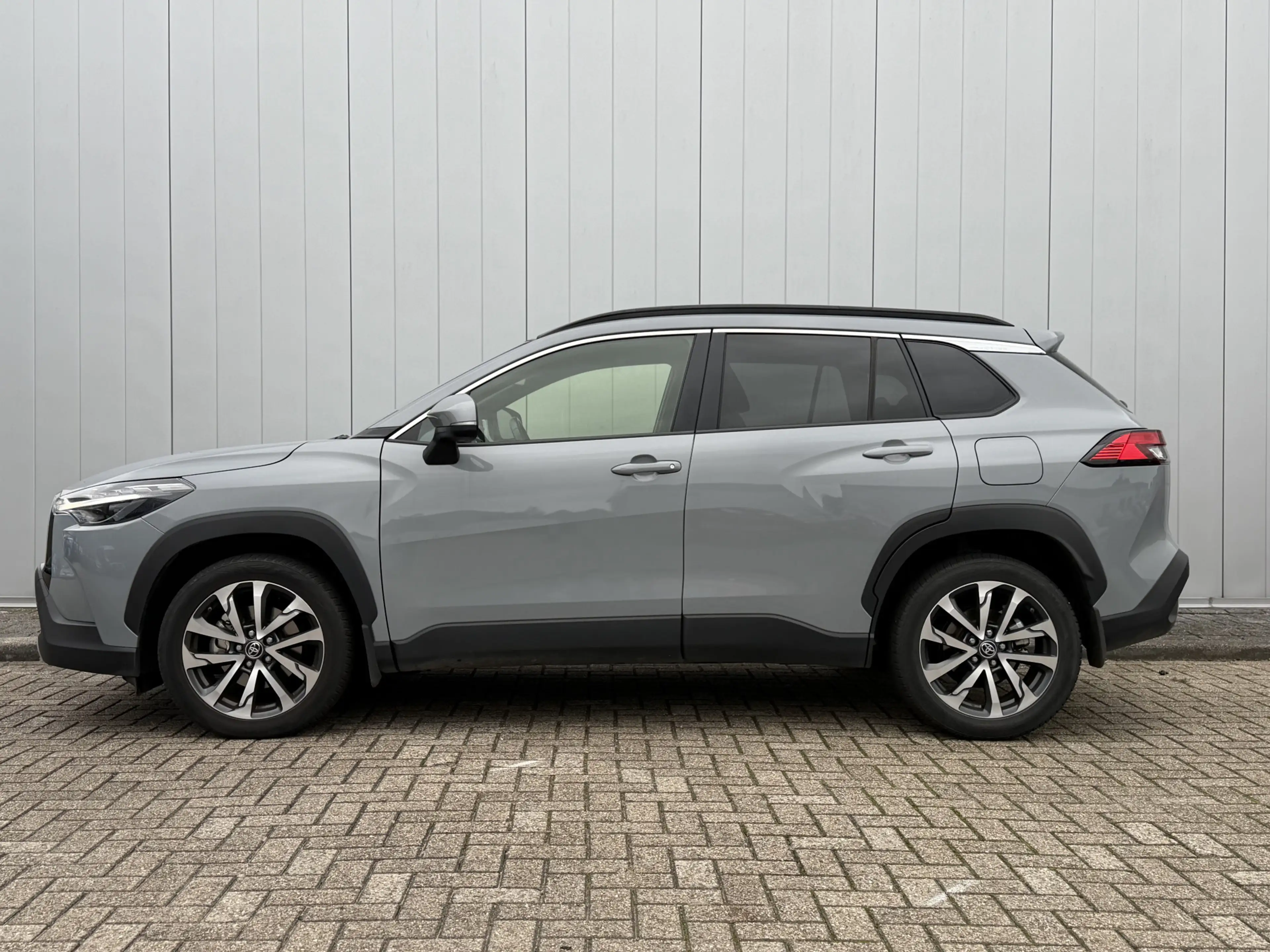 Toyota Corolla Cross Hybrid 140 Style NL Auto Dealer Onderhouden BSM PD