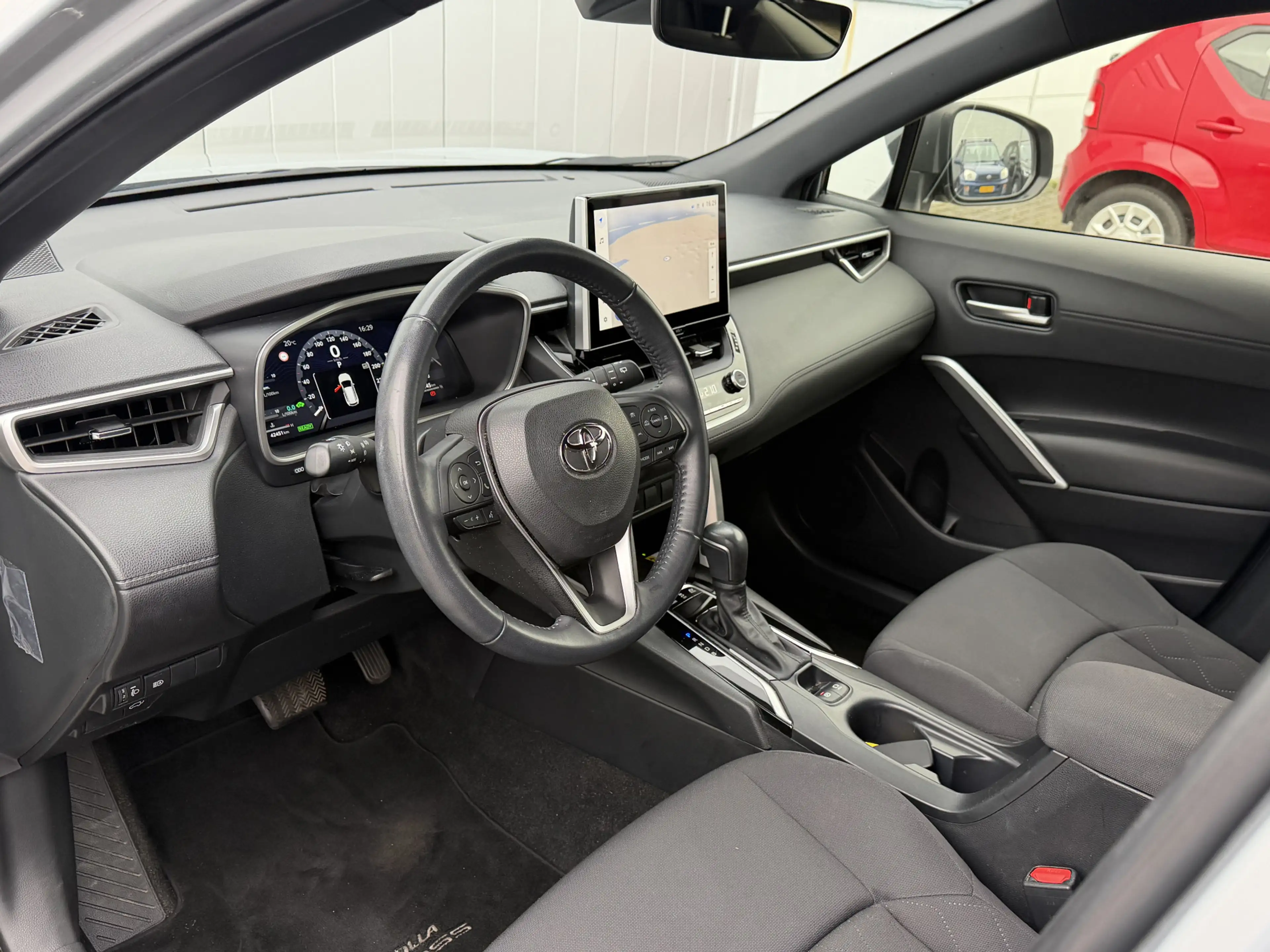 Toyota Corolla Cross Hybrid 140 Style NL Auto Dealer Onderhouden BSM PD — photo 11