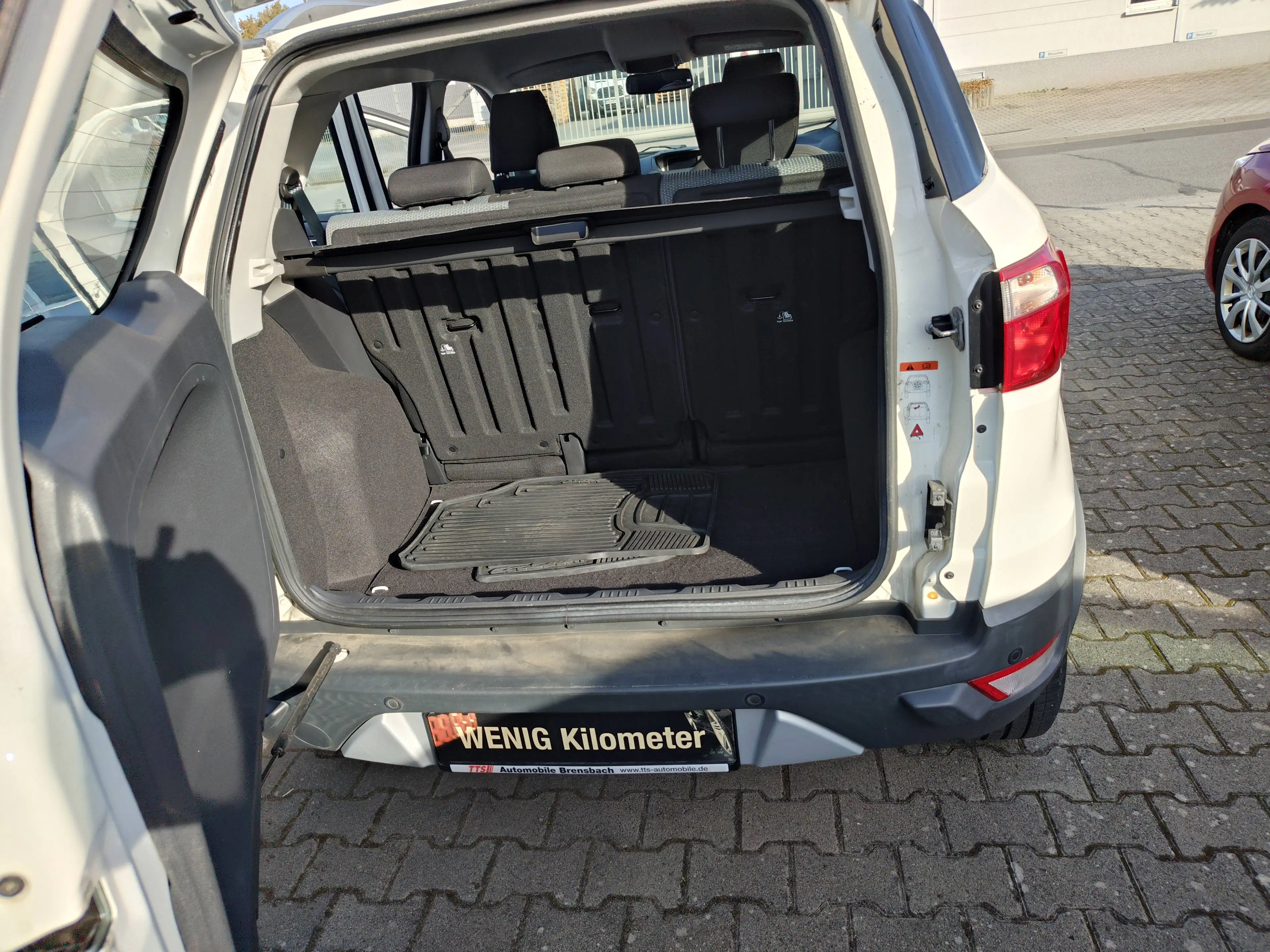 Ford EcoSport Titanium — photo 10