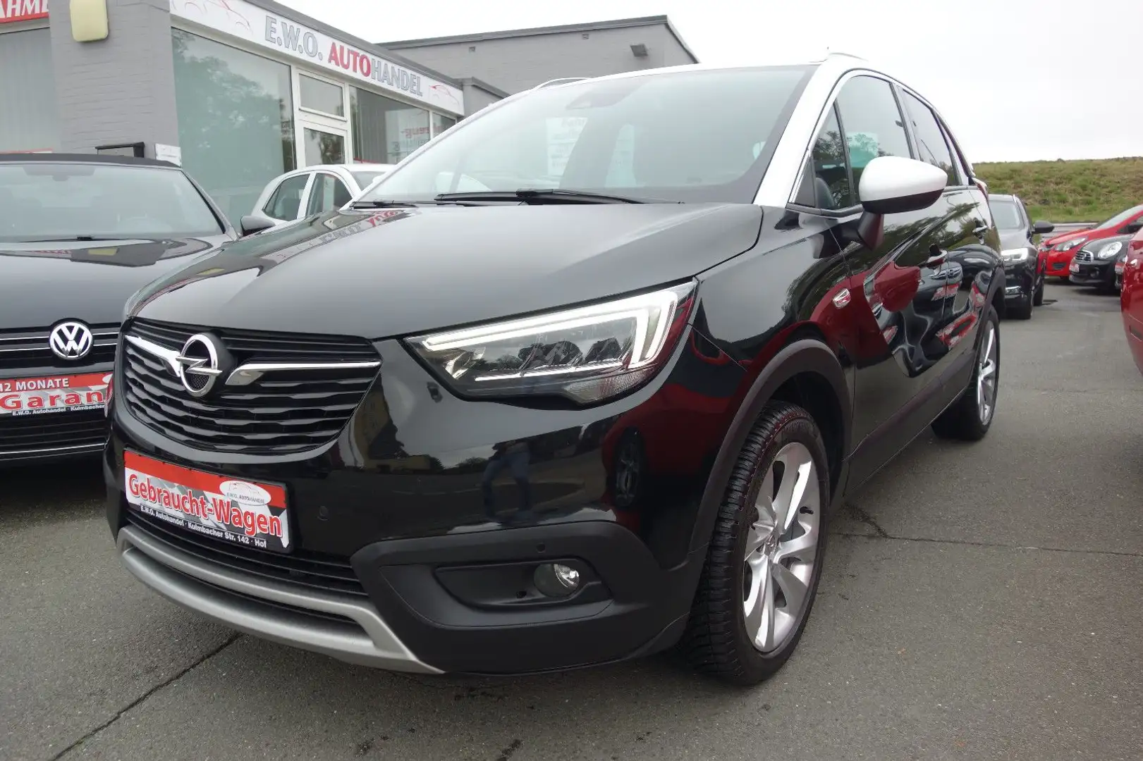 Opel Crossland X 1.5 D Innovation Automatik Schwarz - 1