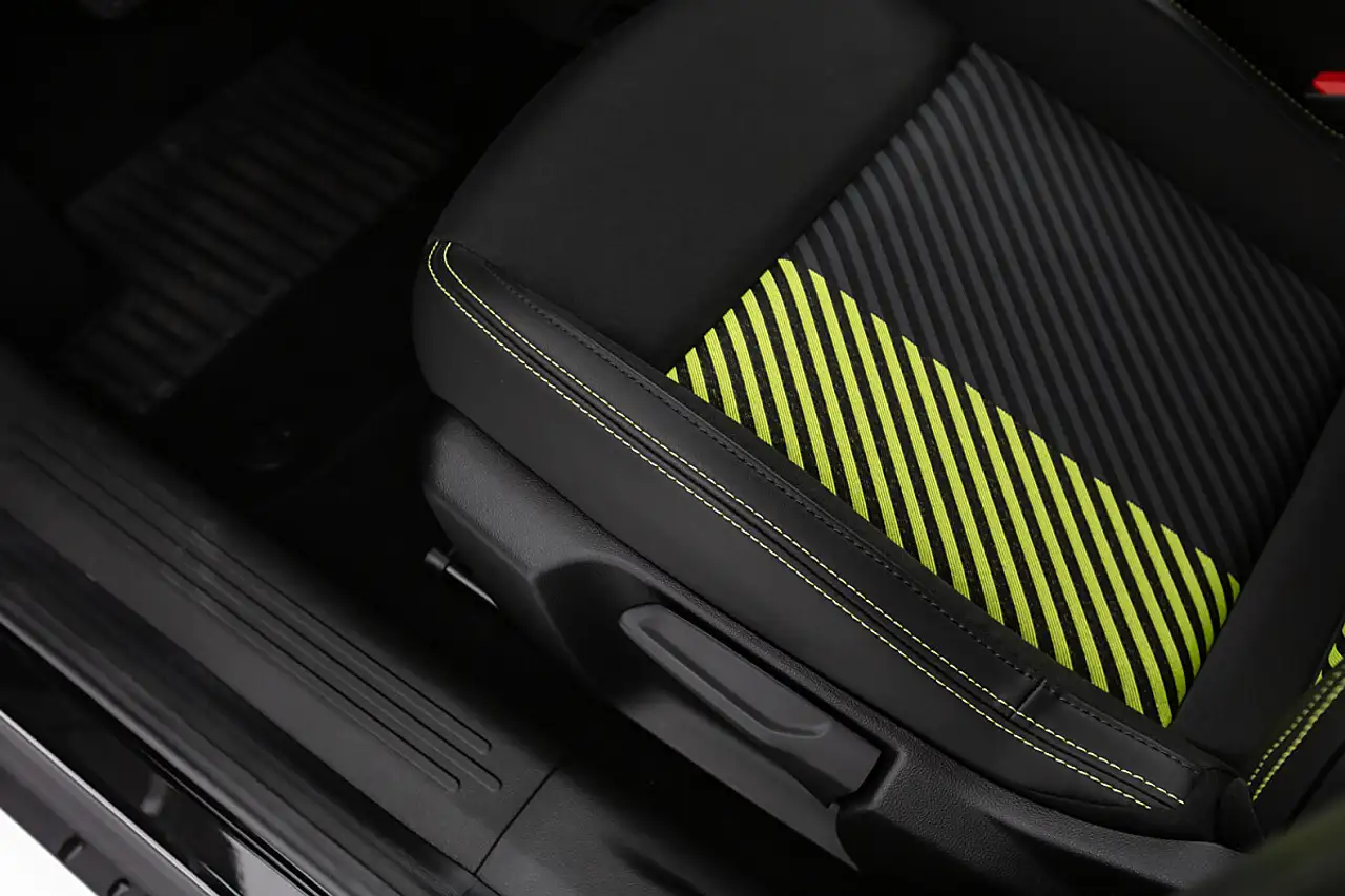 Abarth 600e 2025 — фото 12