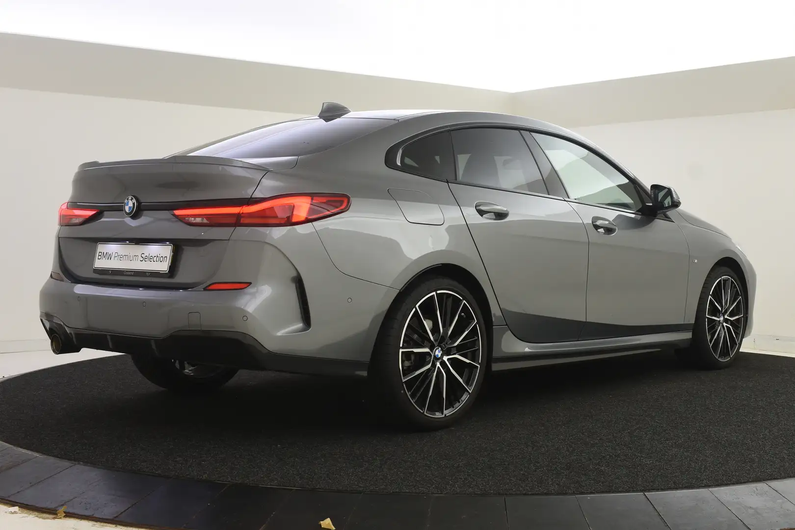 BMW 218 2 Serie Gran Coupé 218i High Executive M Sport Aut Grijs - 2
