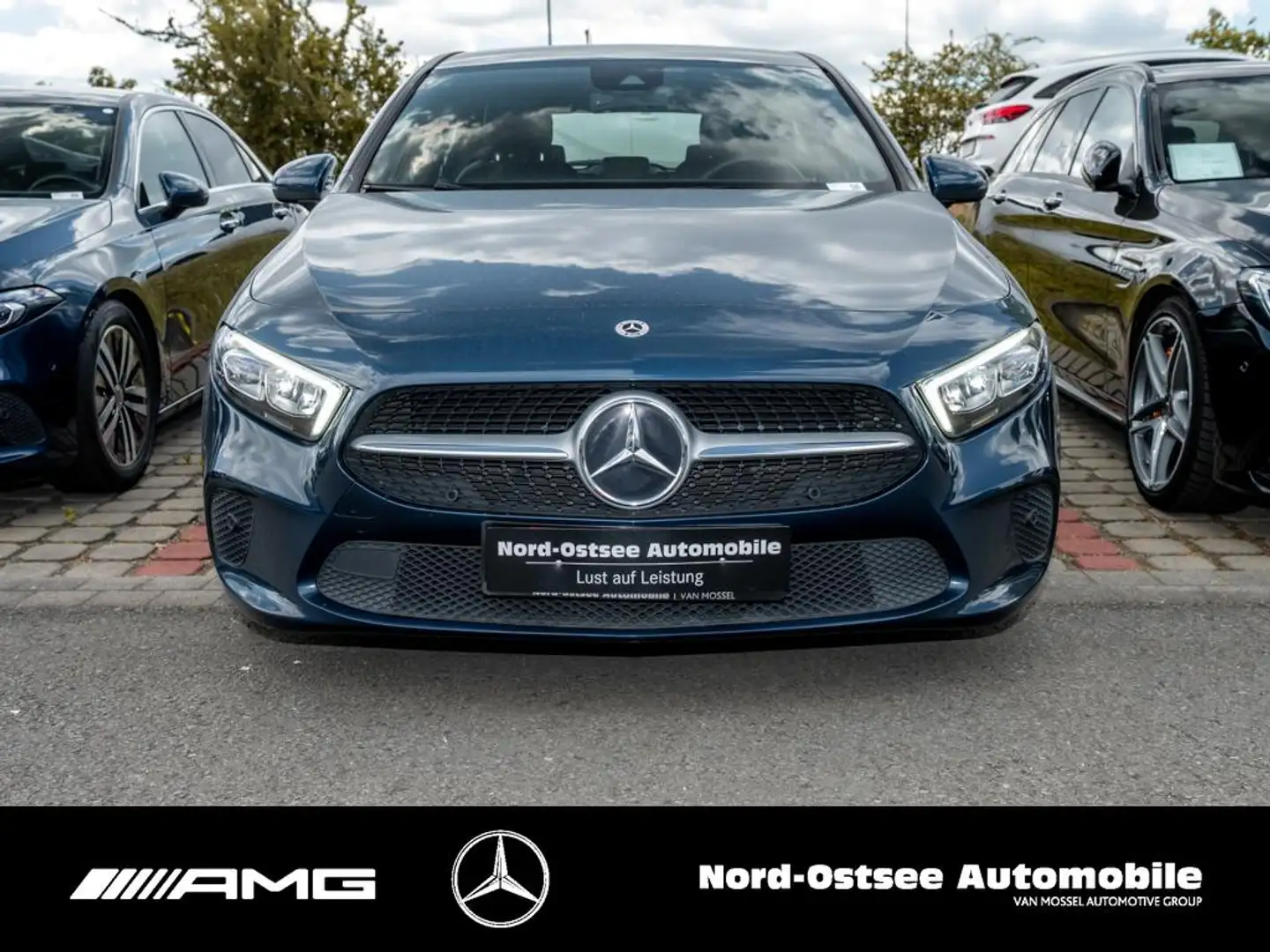 Mercedes-Benz A 180 d STYLE NAVI KAMERA TEMPO SITZHZG LED Kék - 2